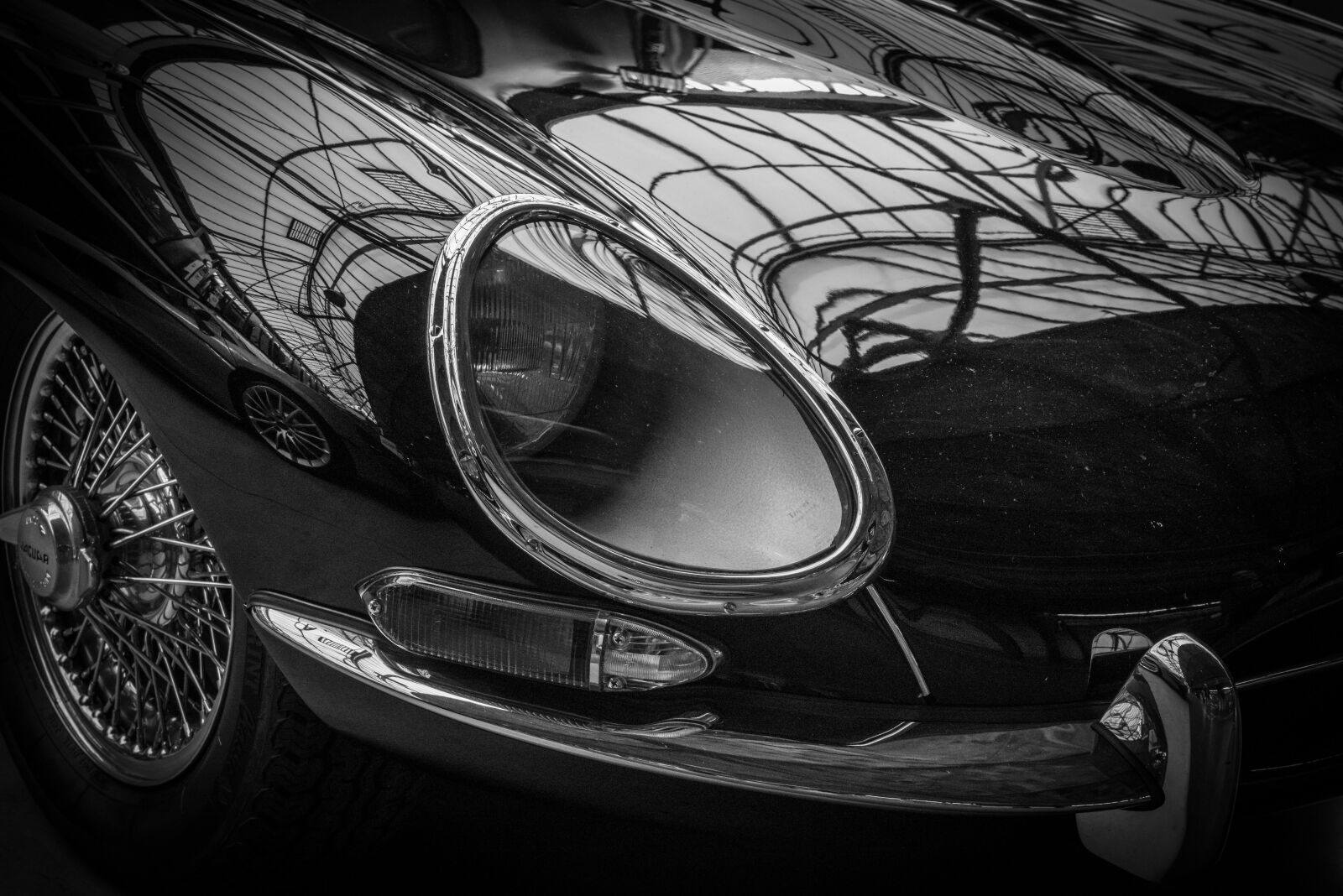Pentax K-1 Mark II sample photo. Jaguar, e type, spotlight photography