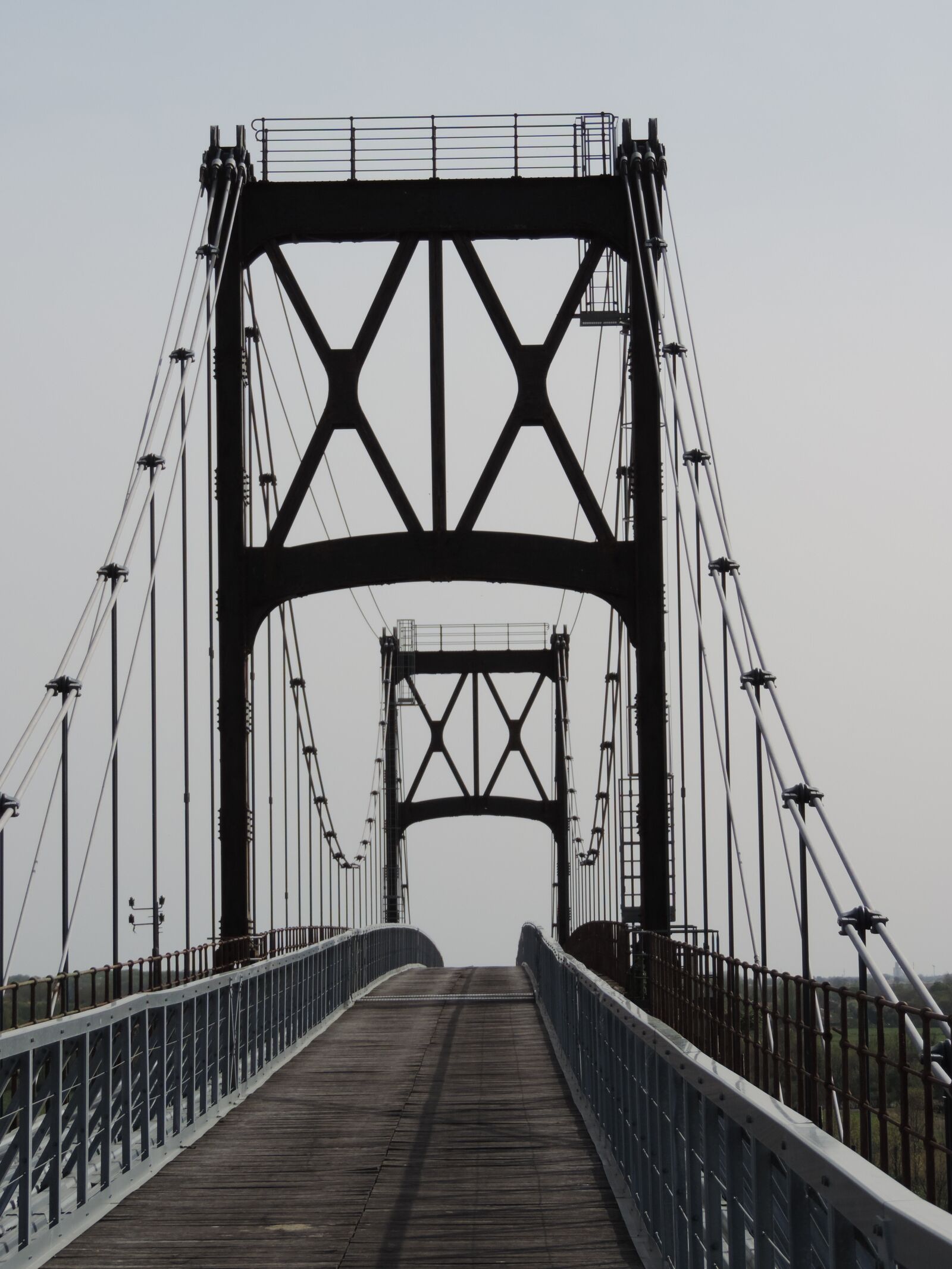 Nikon Coolpix P520 sample photo. Bridge, suspended, architecture photography