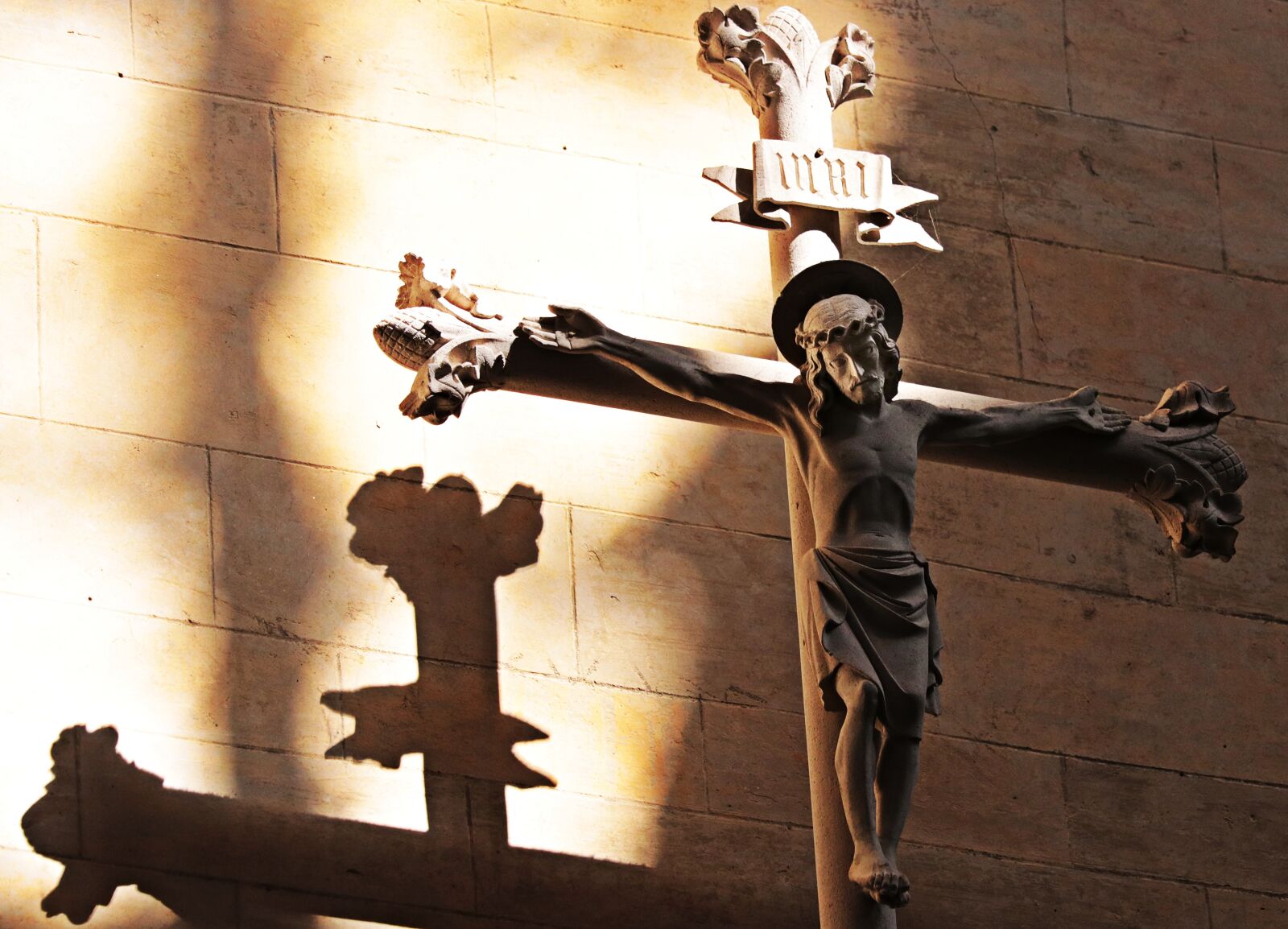 Canon EOS 80D sample photo. Jesus, cross, church photography