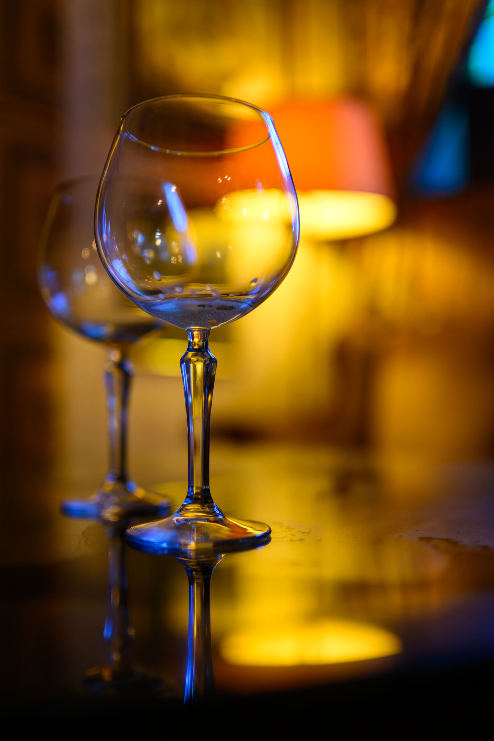 Nikon Nikkor Z 35mm F1.4 sample photo. Restaurant glass bokeh photography