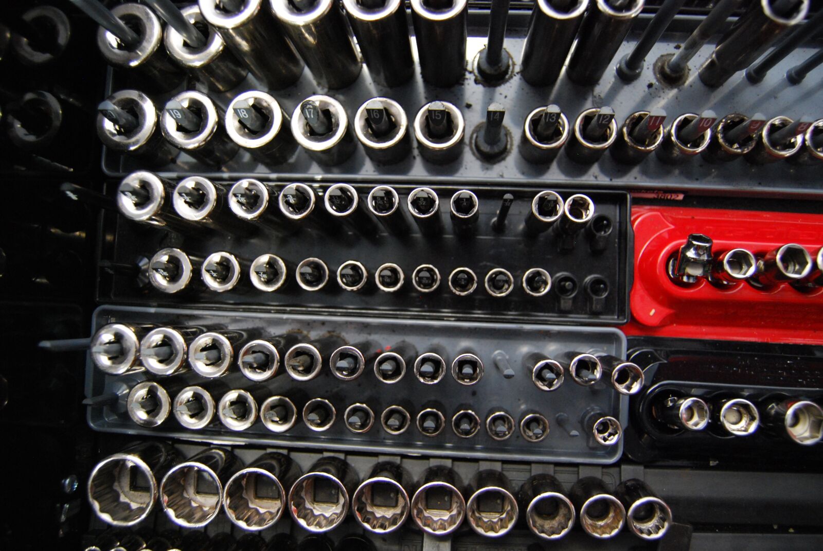 Nikon D40X sample photo. Toolbox, socket, repair photography
