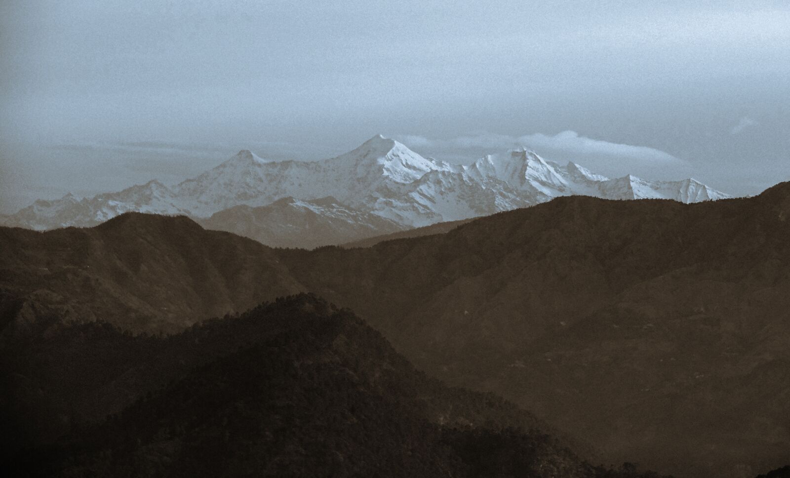 Nikon Coolpix S9300 sample photo. Landscape, mountains, mountain range photography