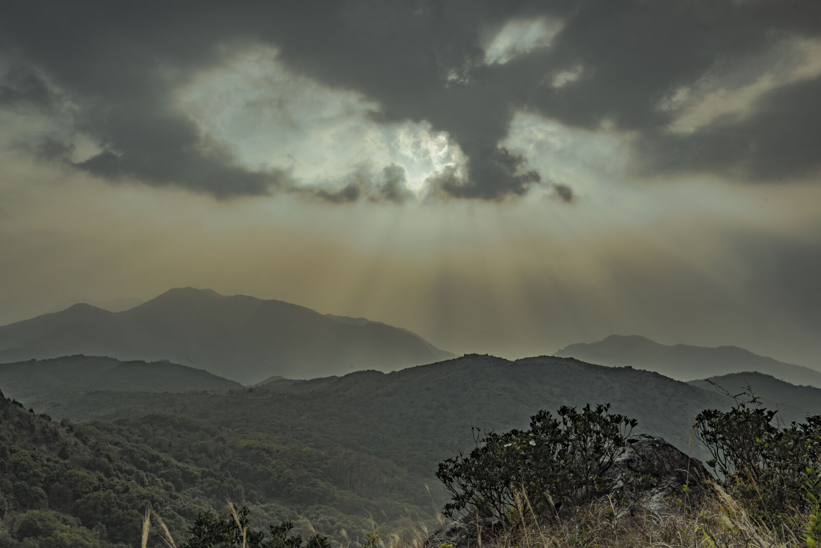 Nikon D810 sample photo. Twilight, cloud, mountain range photography