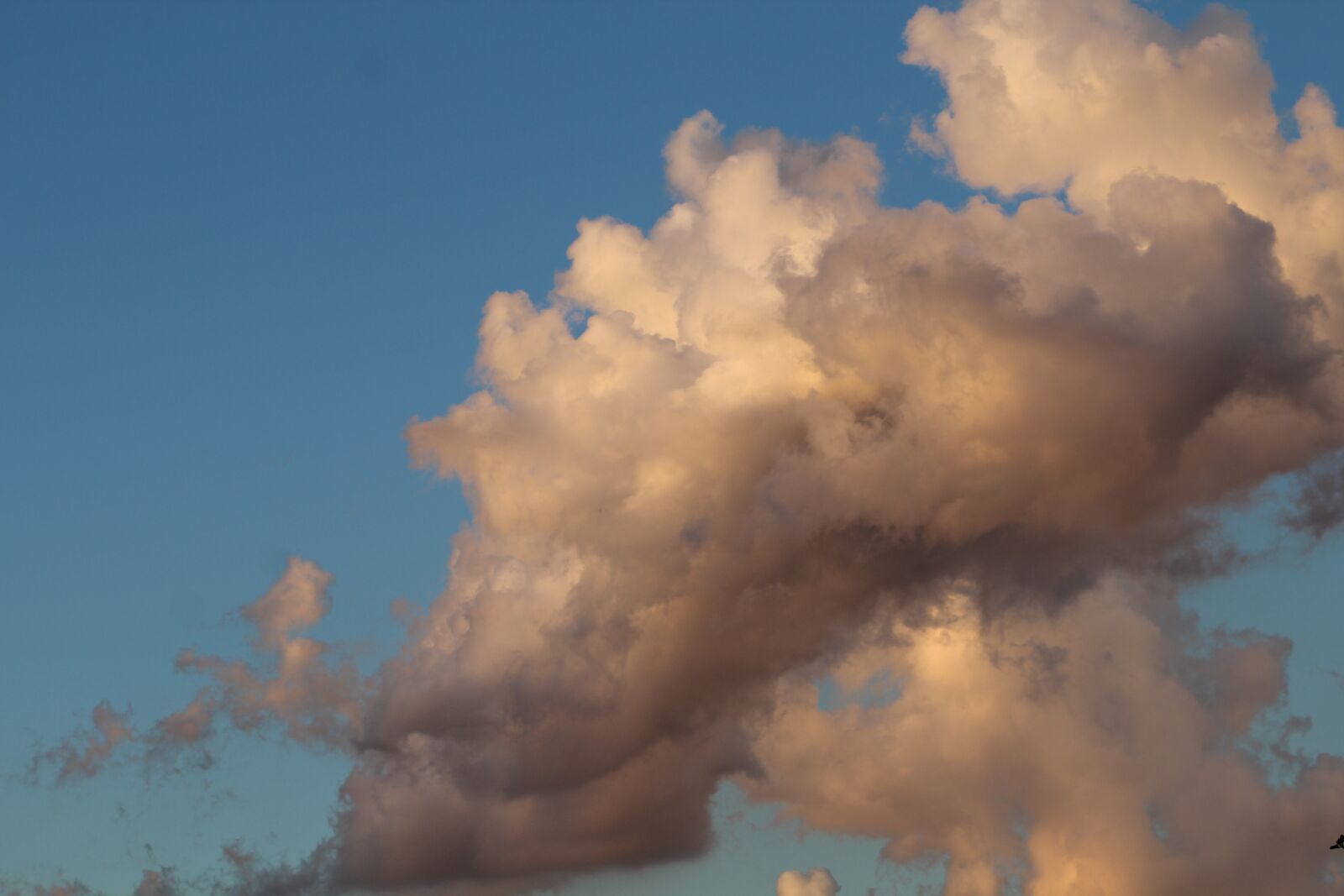 Canon EF 75-300mm f/4-5.6 sample photo. Cloud, clouds, sky photography