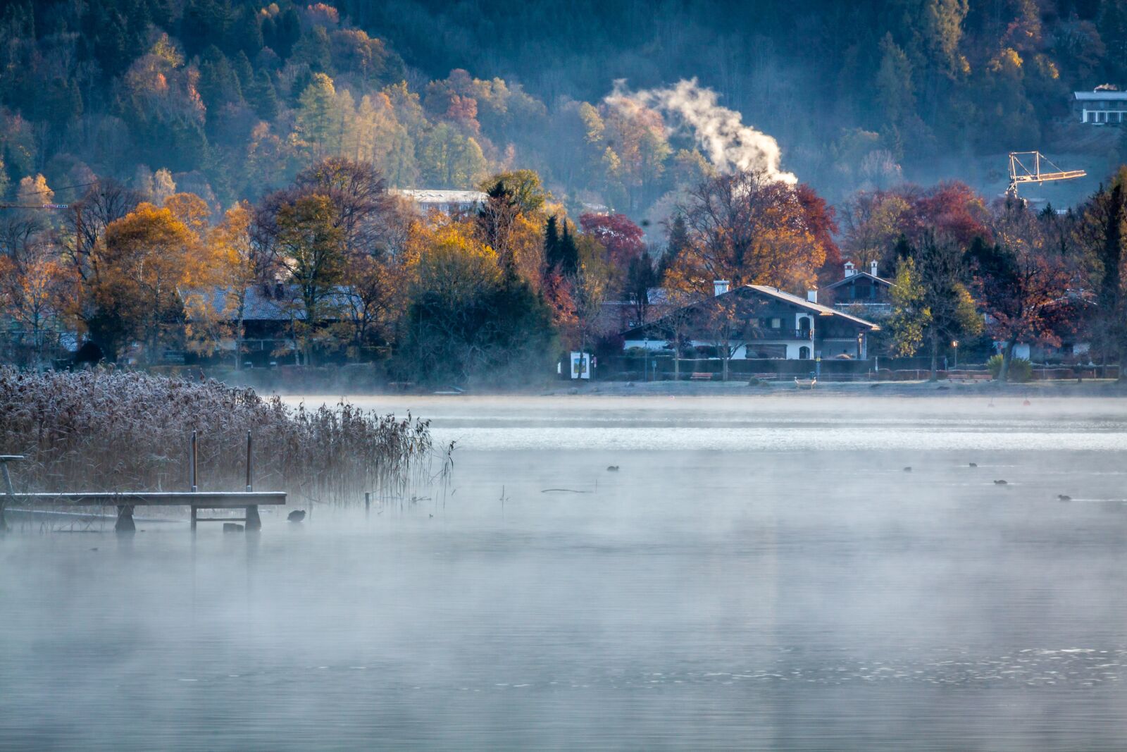 Canon EOS 50D + Canon EF 70-300mm F4-5.6 IS USM sample photo. Lake, fog, water photography