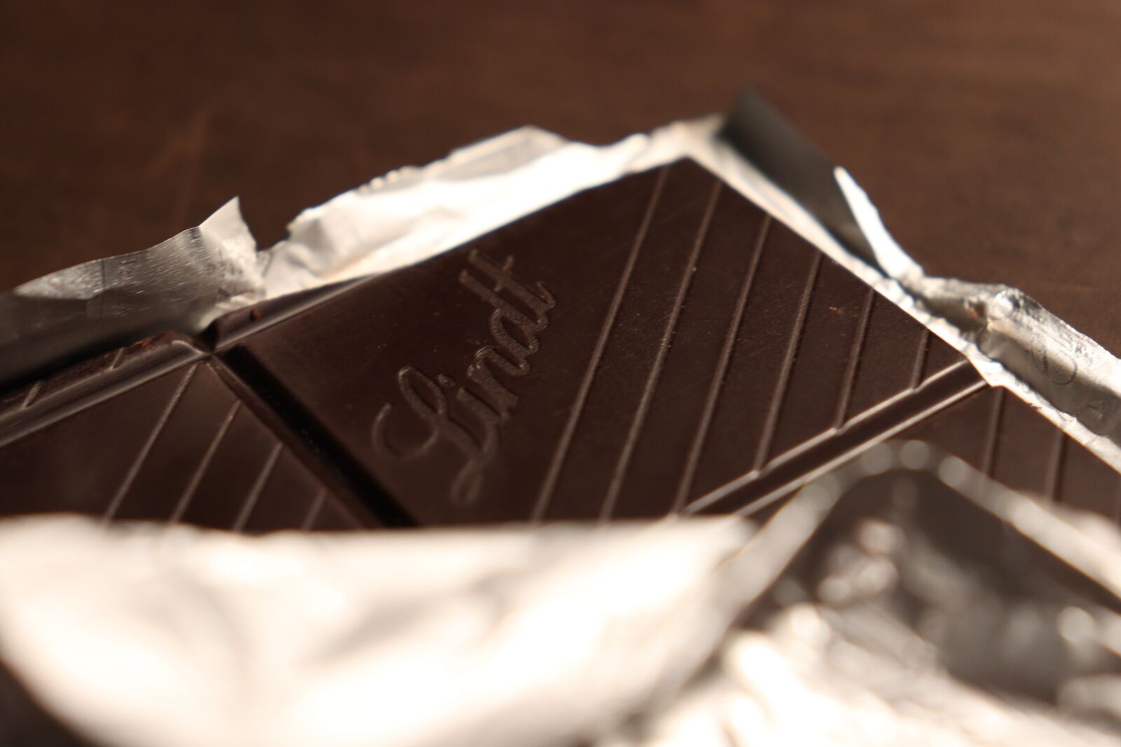 Canon EOS 200D (EOS Rebel SL2 / EOS Kiss X9) sample photo. Brown, chocolate, delicious photography