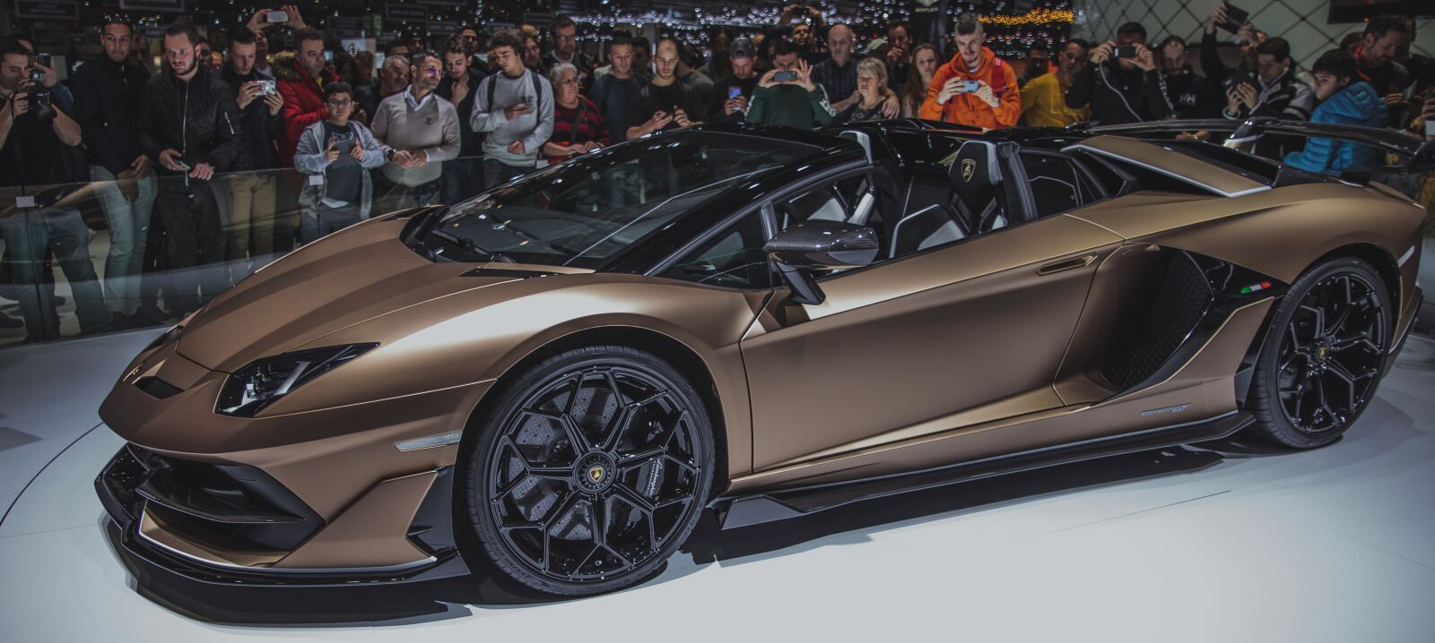 Canon EOS 5D Mark IV sample photo. Auto, lamborghini, luxury photography