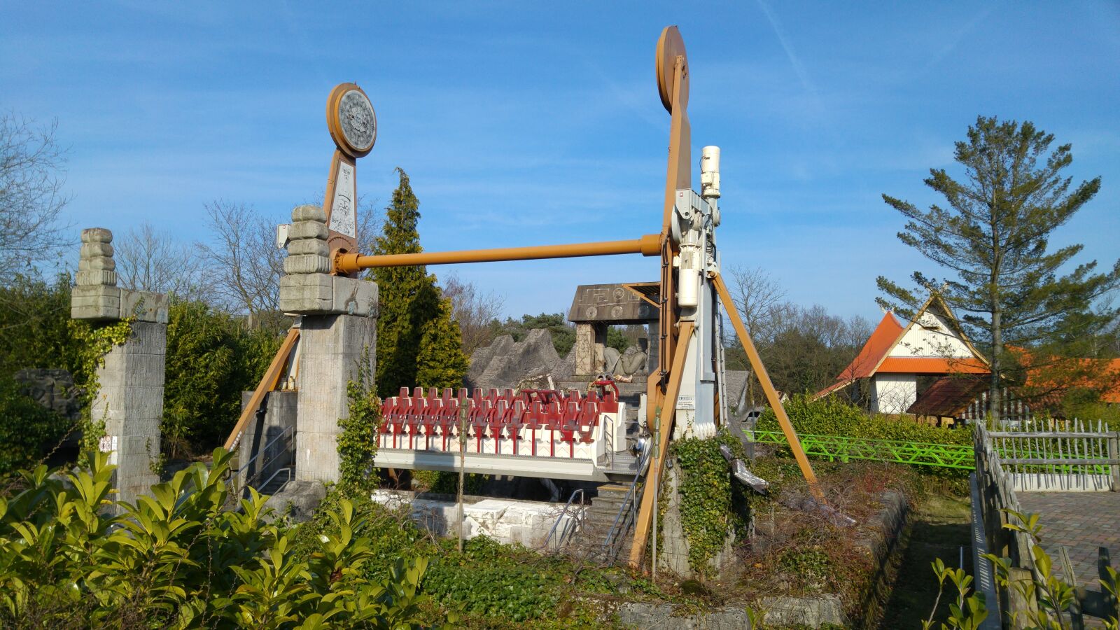 LG G4 sample photo. Hellendoorn, attraction, theme photography