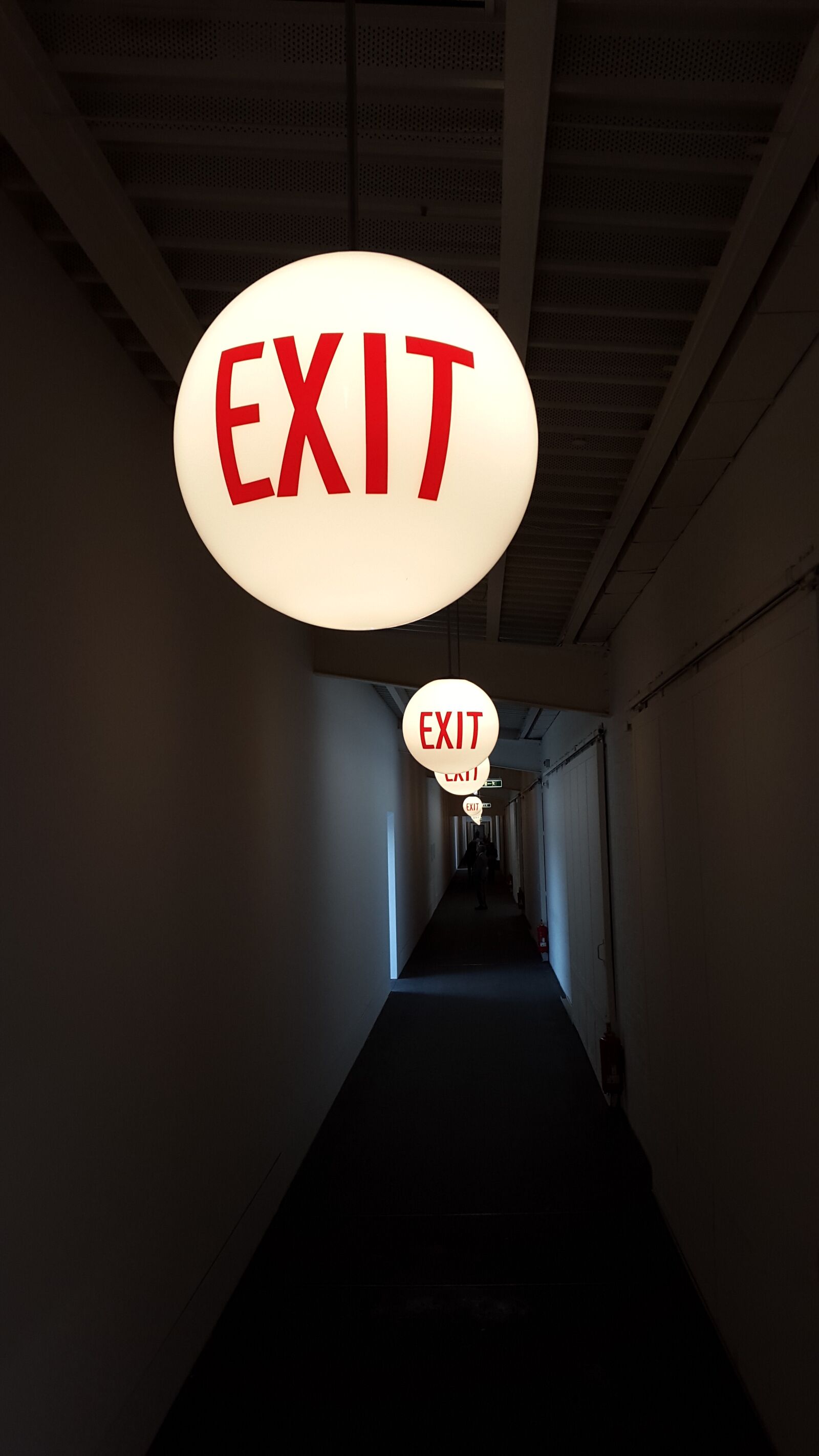 Samsung Galaxy Alpha sample photo. Output, exit, gang photography