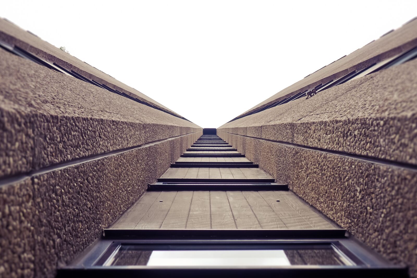 Olympus OM-D E-M10 sample photo. Architecture, facade, building photography