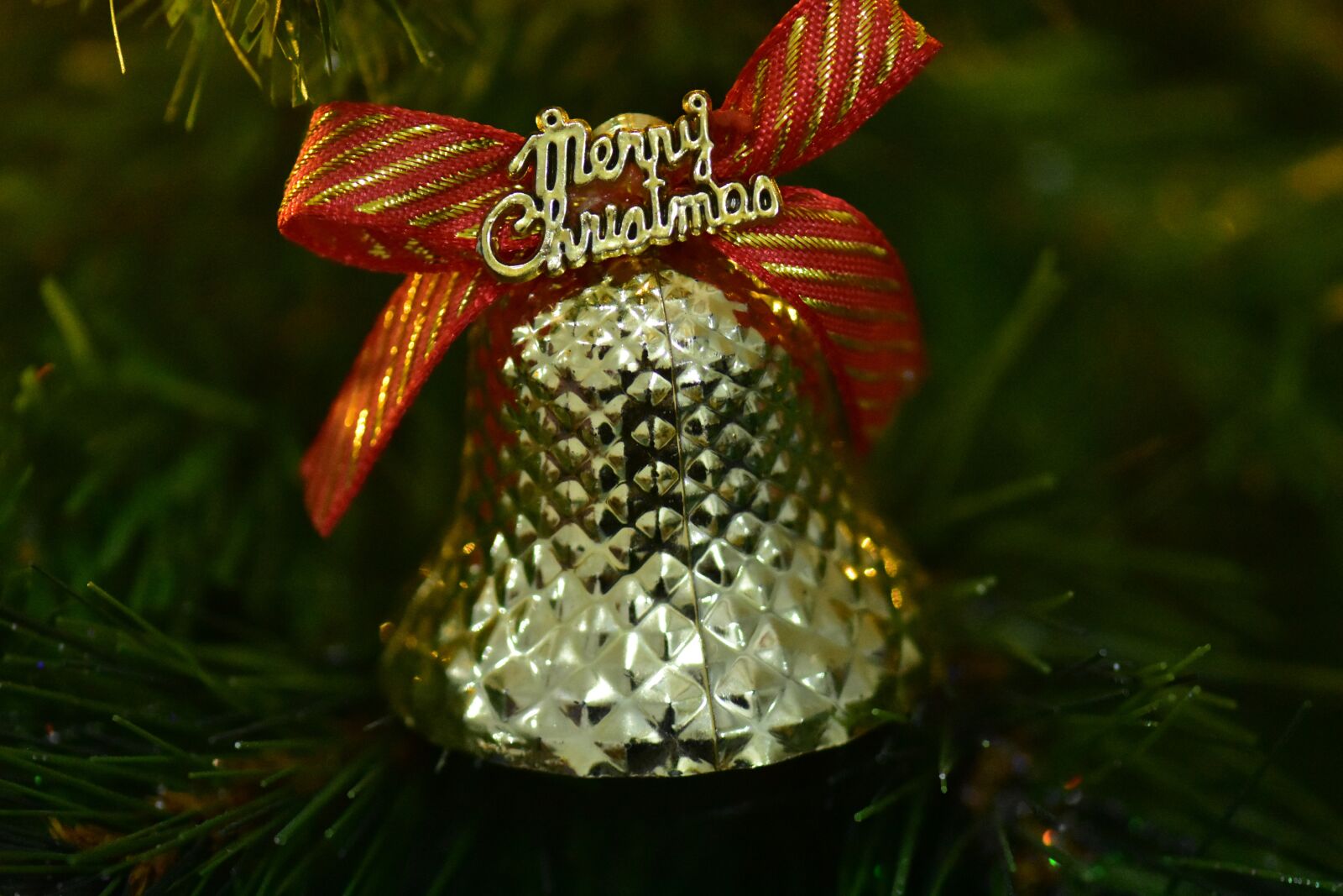 Nikon D3400 sample photo. Christmas bell, merry christmas photography