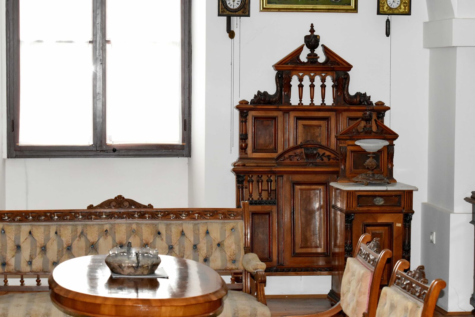 Nikon D5500 sample photo. Mahogany, furniture, architecture, interior photography