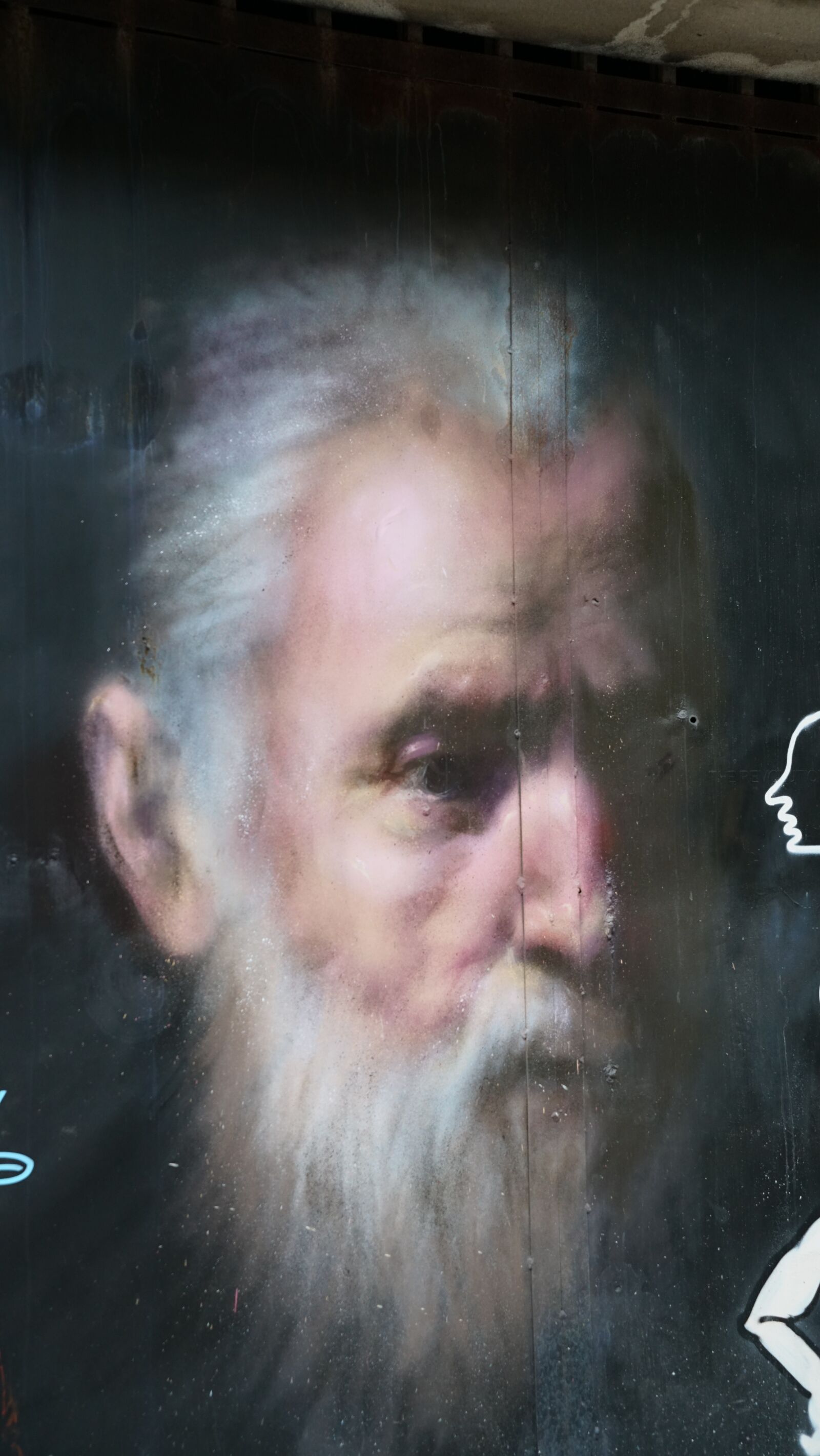 Sony a7R II + Sony FE 24-70mm F2.8 GM sample photo. Street, art, graffiti photography