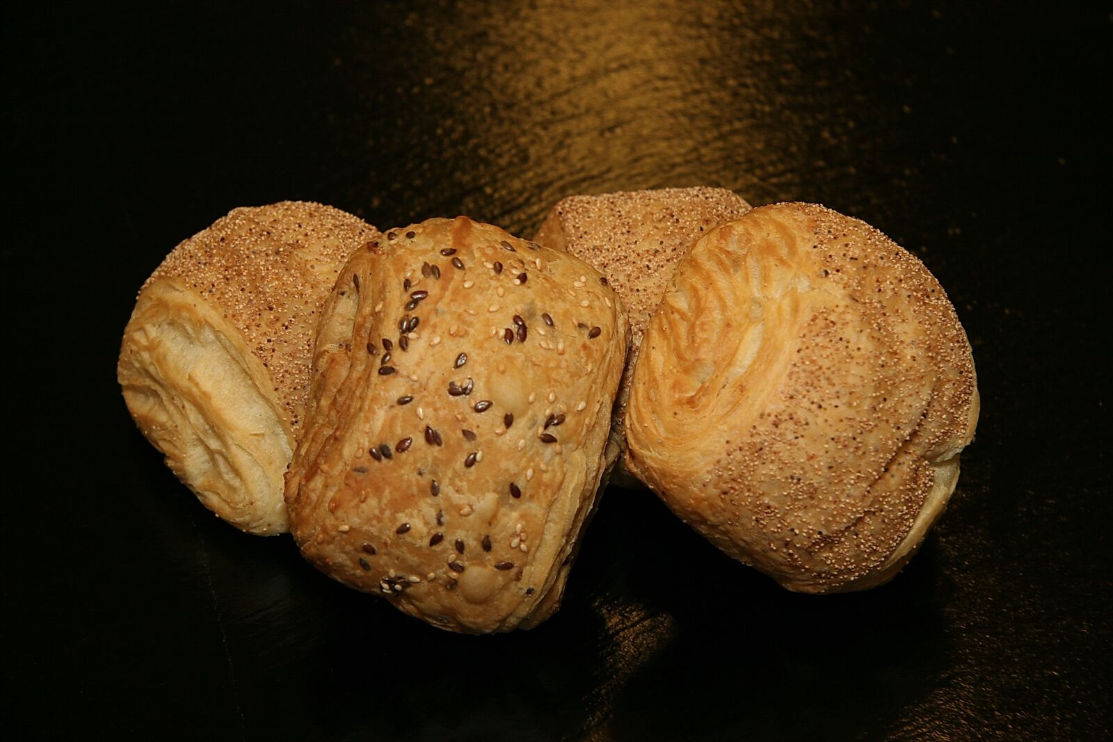 Canon EOS 20D sample photo. Breakfast bread, poppy seed photography