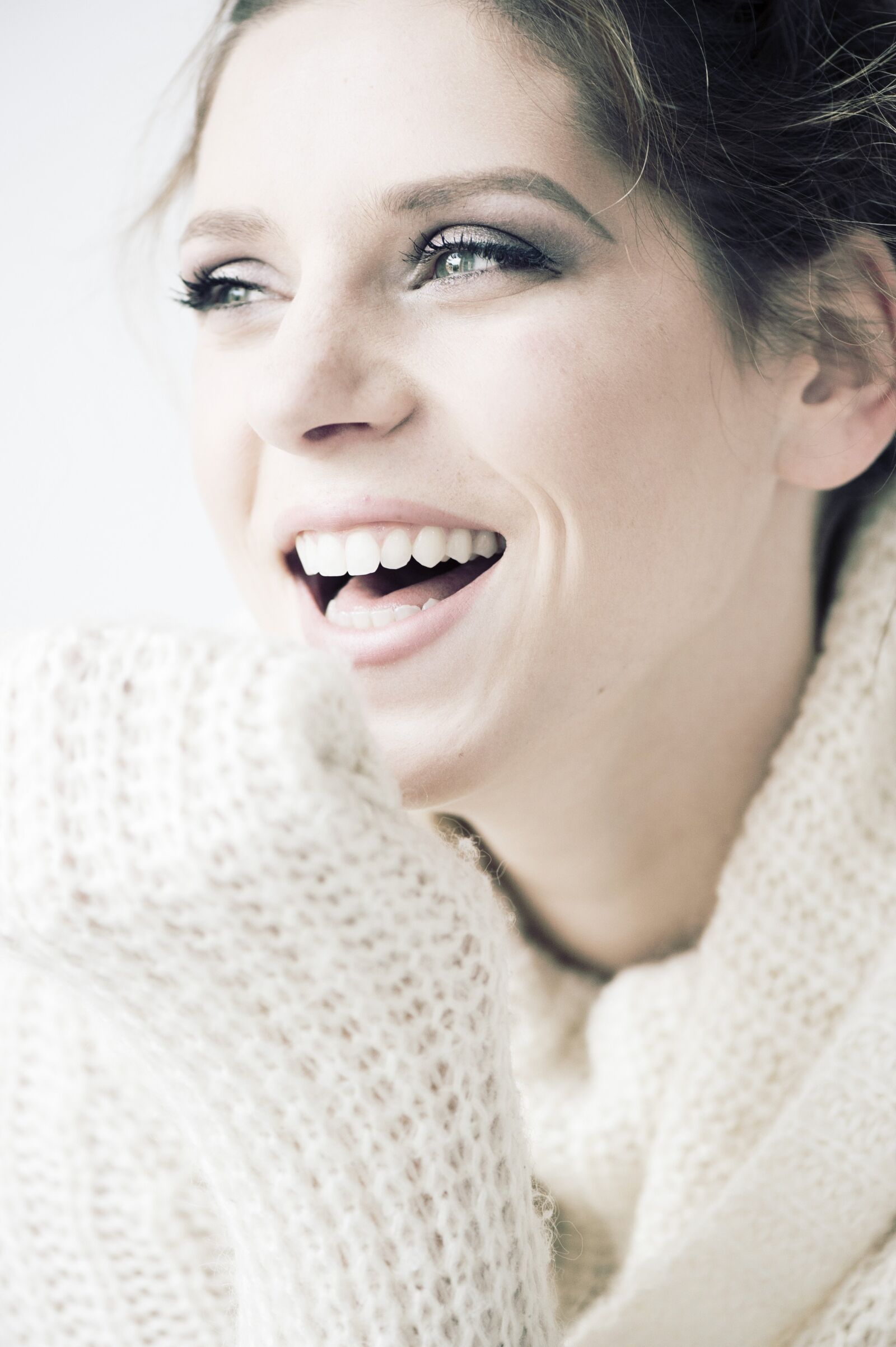 Nikon D3 sample photo. Beauty, smile, happy photography