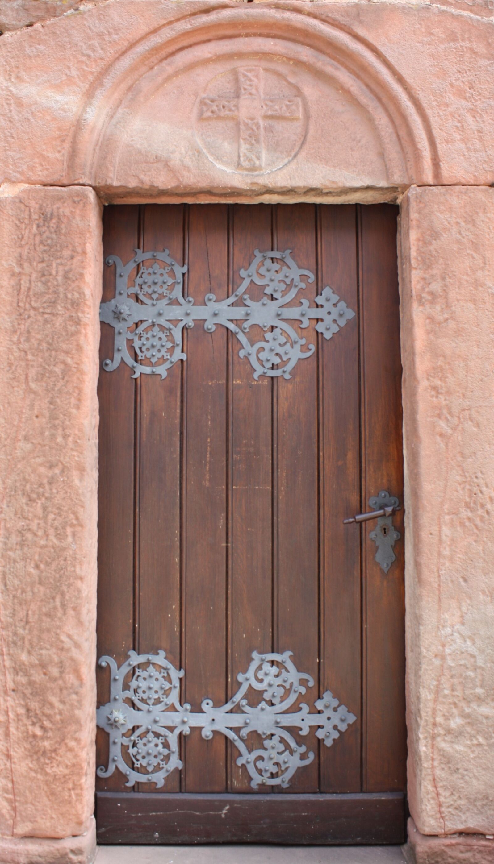 Canon EOS 450D (EOS Rebel XSi / EOS Kiss X2) sample photo. Door, portal, input photography