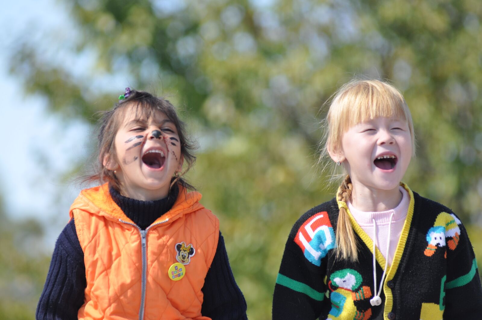 Nikon D90 sample photo. Children, girl, jersey photography