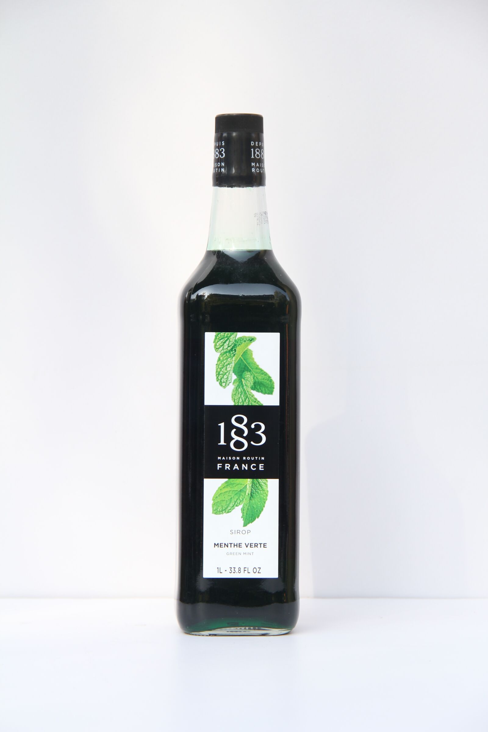 Canon EOS 60D sample photo. Cocktail syrup, drinks with photography