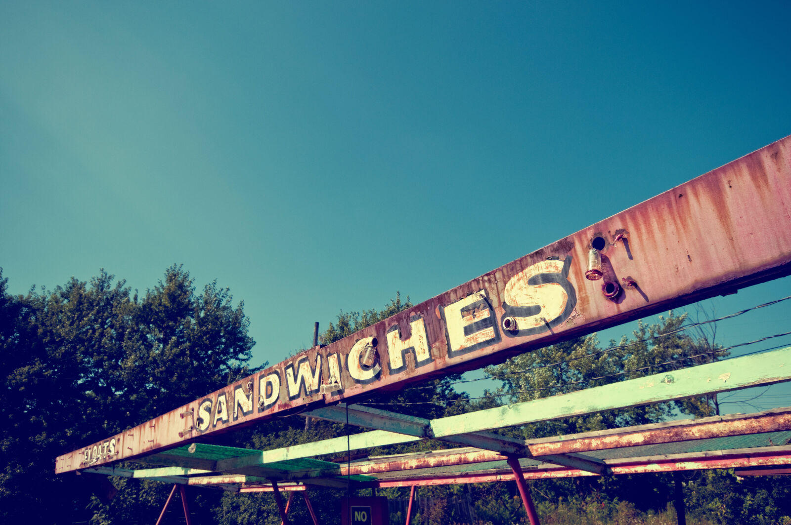 Nikon D300 sample photo. Abandoned, blue, sky, broken photography