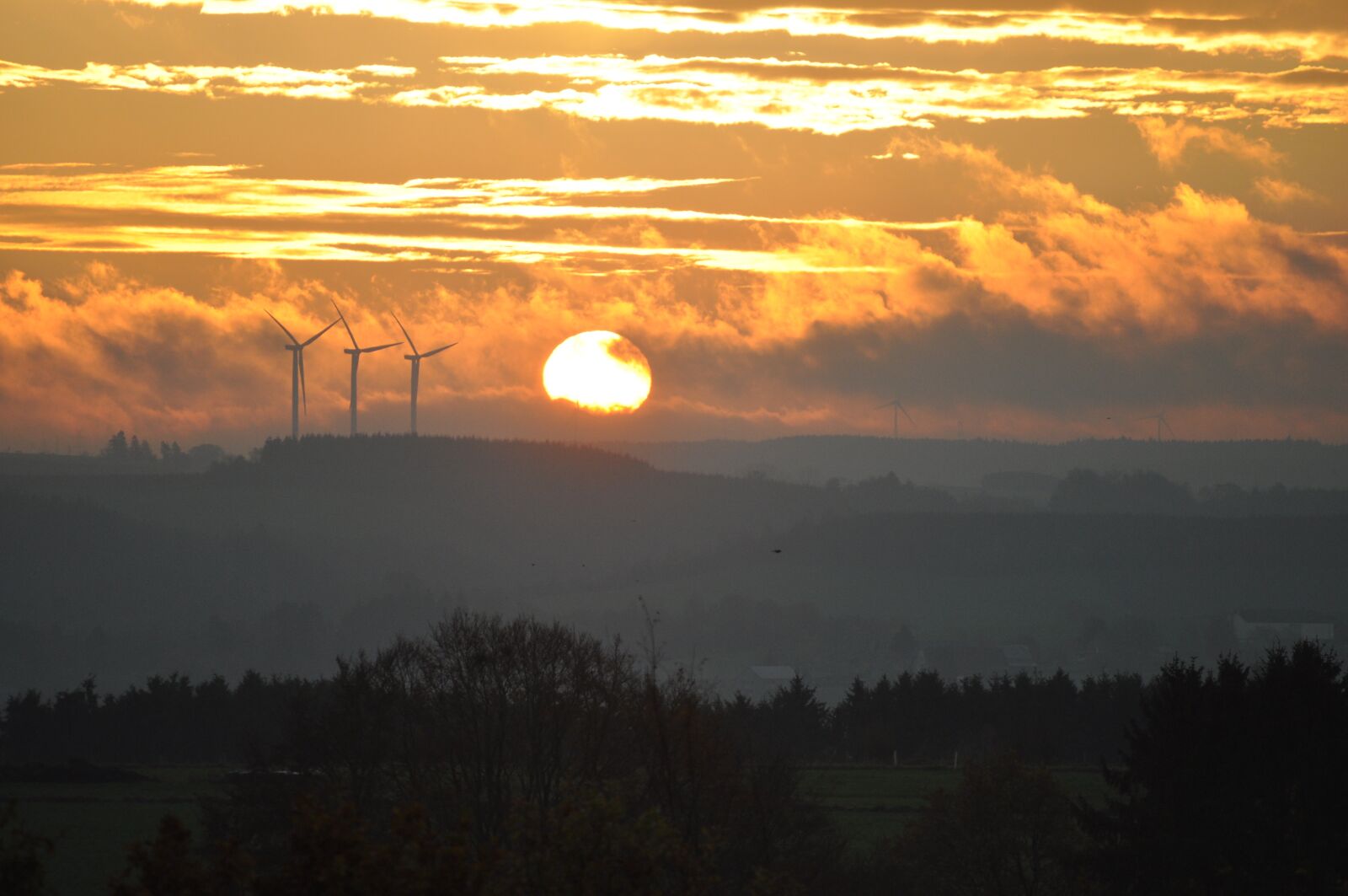 Nikon D5000 sample photo. Wind turbine, landscape, sun photography