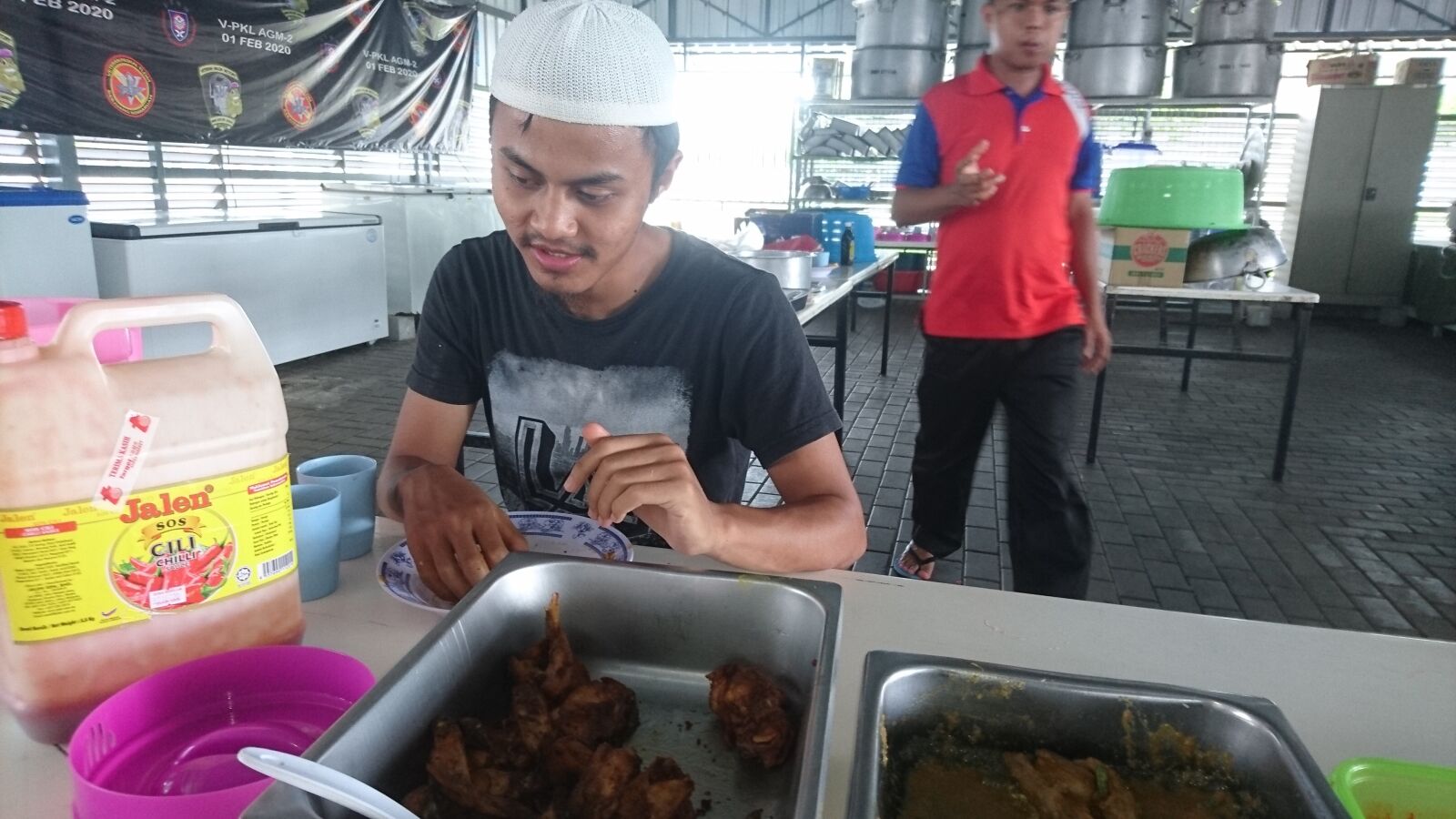 Sony Xperia Z5 sample photo. Tolong, human, baik photography