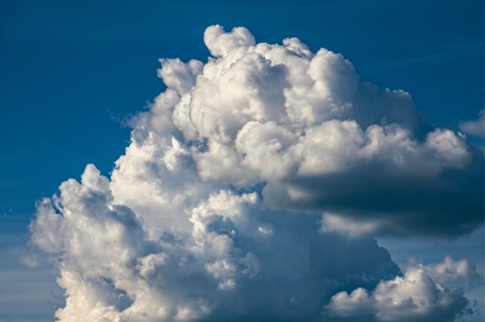 Nikon Z6 sample photo. Clouds, sky, weather photography