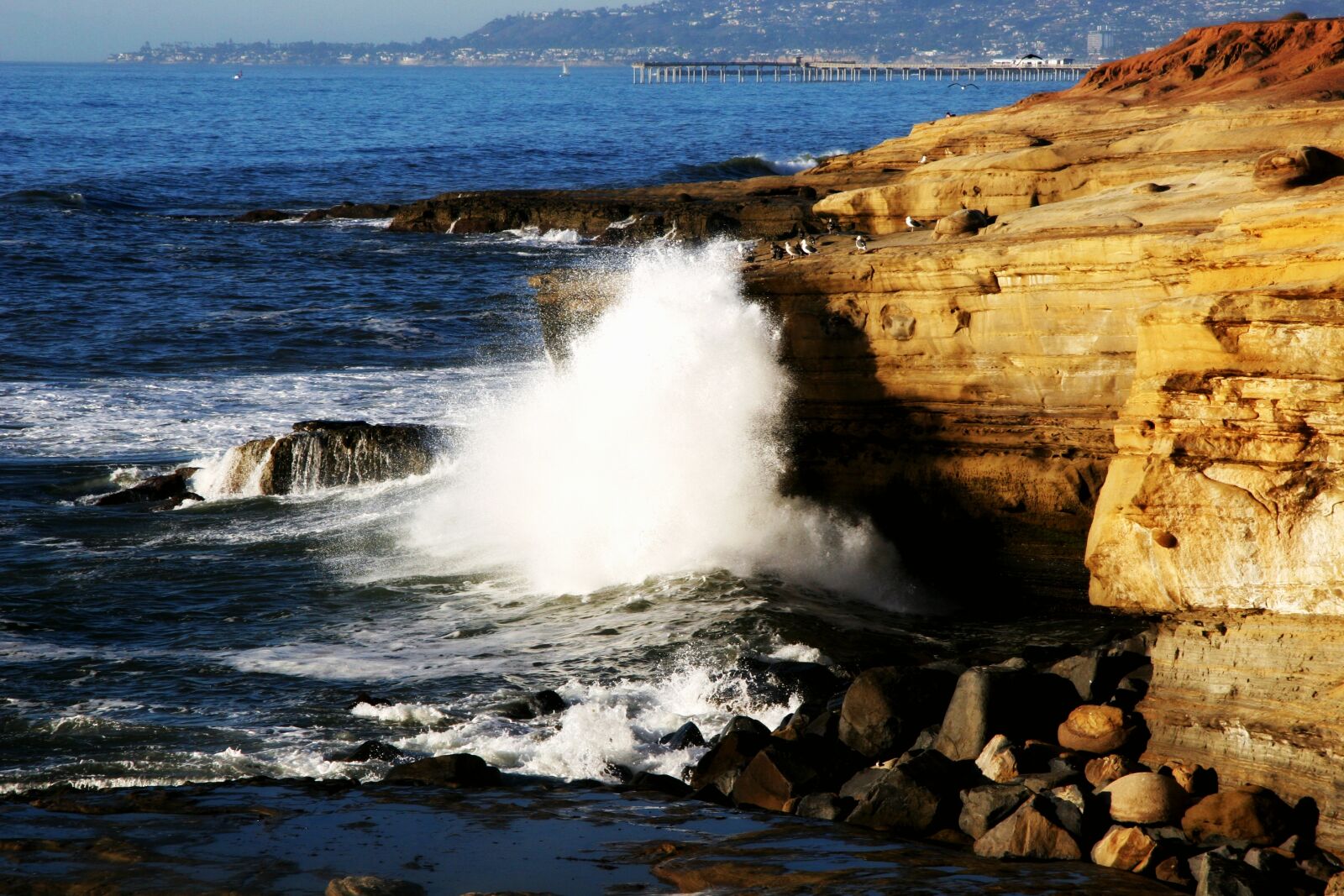 Canon EOS 20D sample photo. Cliffs, beach, sea photography