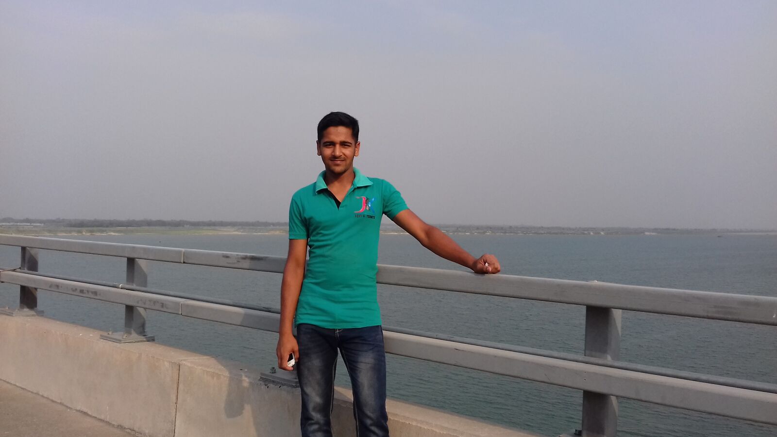 Samsung Galaxy Grand Prime sample photo