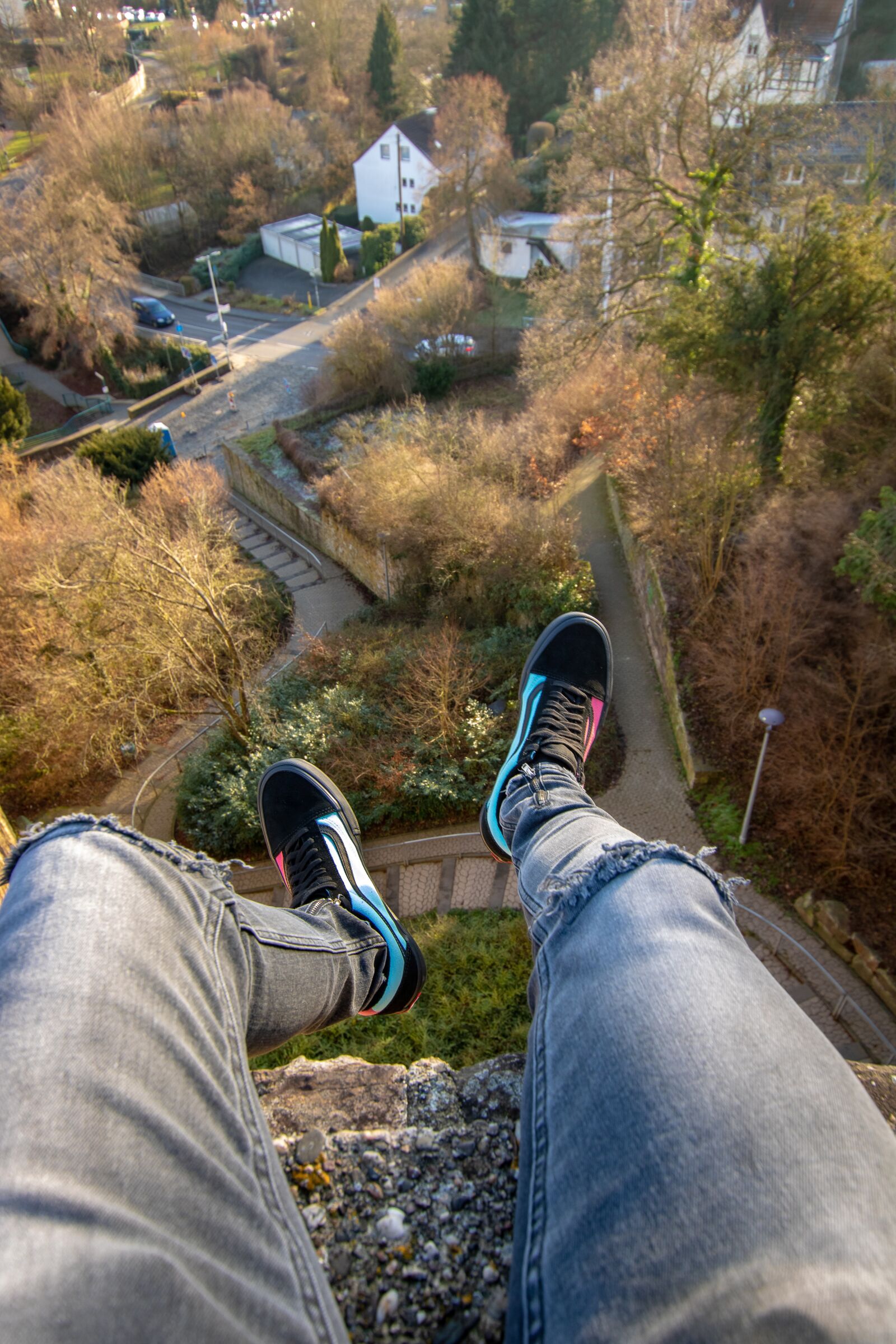 Canon EOS 750D (EOS Rebel T6i / EOS Kiss X8i) sample photo. Vans, rooftop, bad m photography