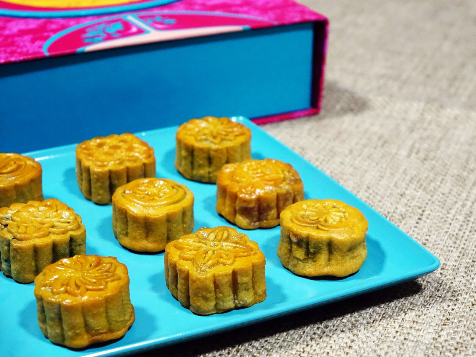 Sony Cyber-shot DSC-RX10 sample photo. Mid-autumn festival, traditional, mooncake photography