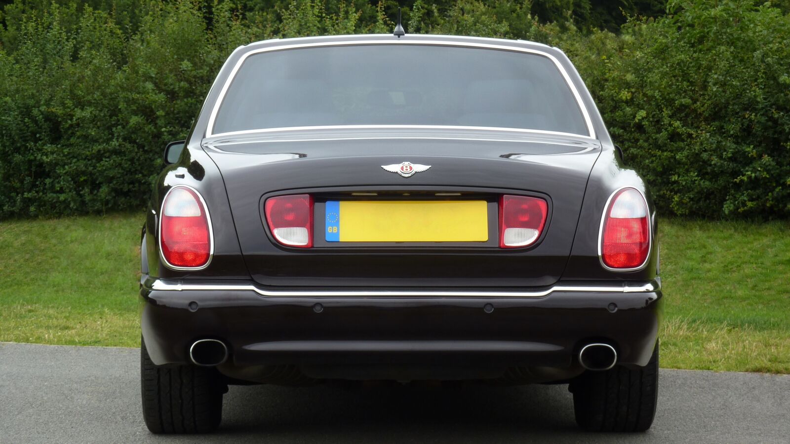 Panasonic DMC-TZ7 sample photo. Bentley, car, luxury photography