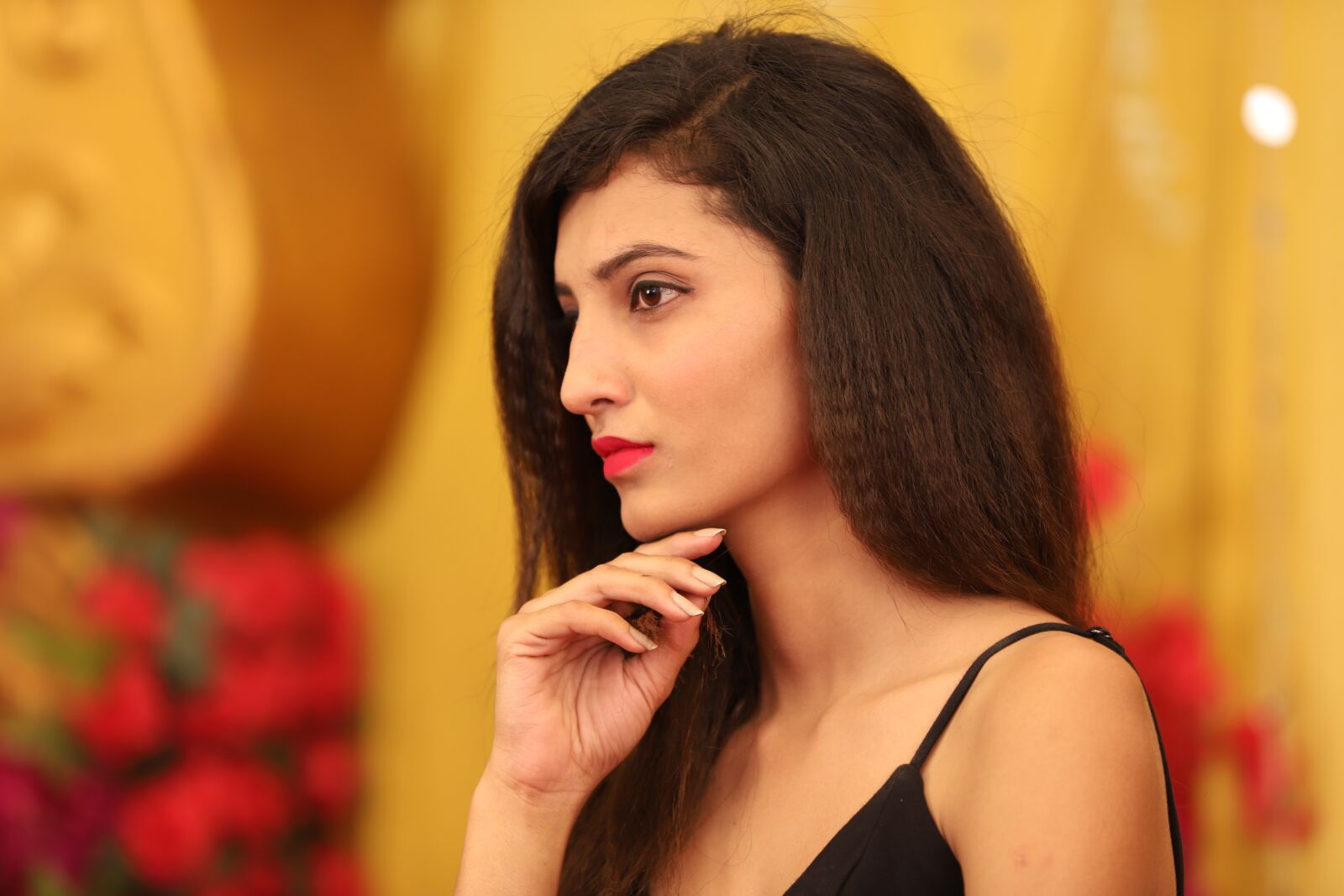 Canon EOS 6D Mark II sample photo. Hot girl, face, eyes photography
