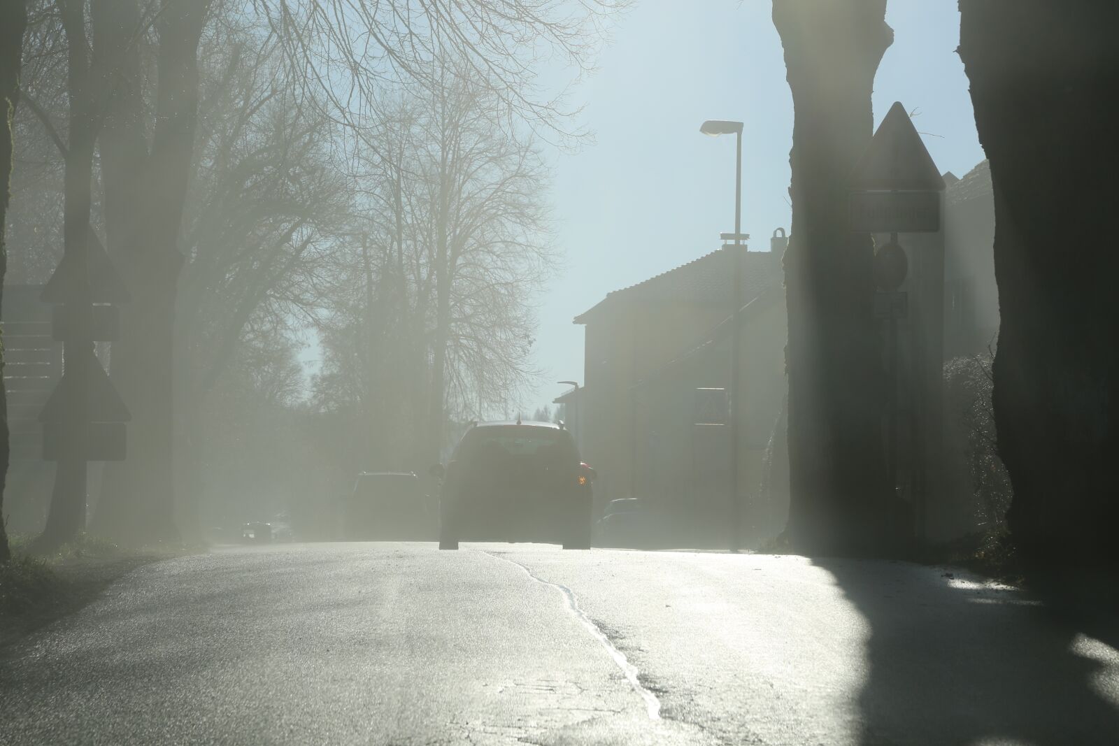 Canon EF 24-105mm F4L IS USM sample photo. Fog, auto, road photography