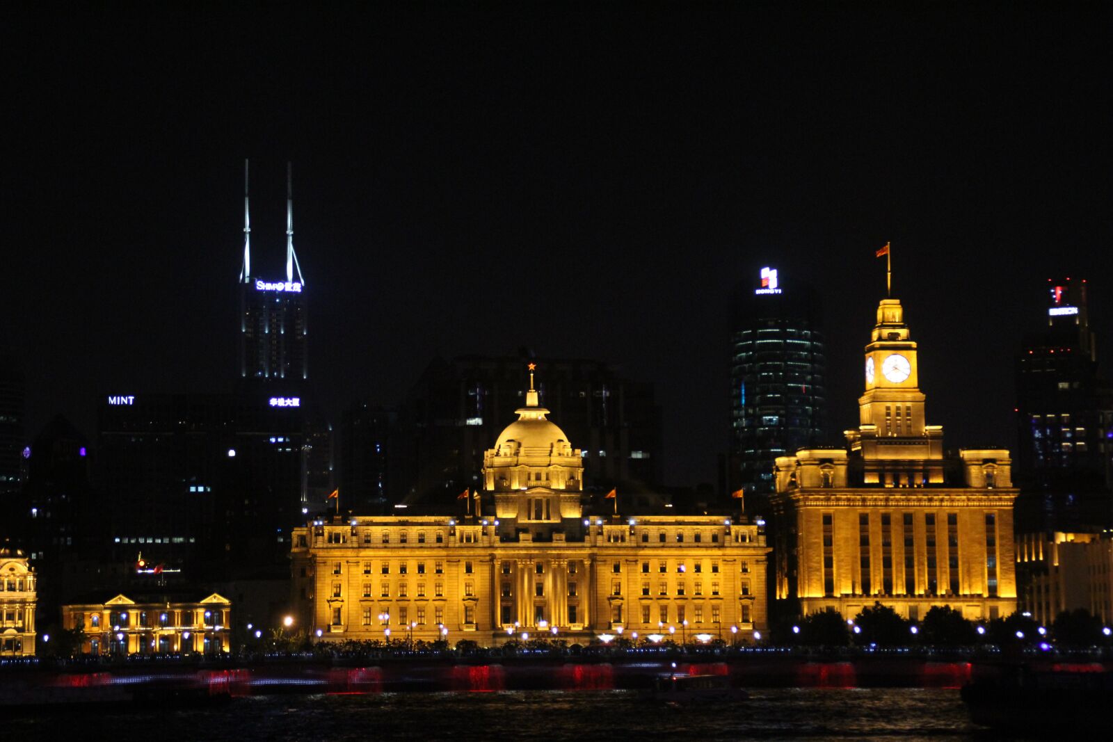 Canon EOS 1300D (EOS Rebel T6 / EOS Kiss X80) sample photo. China, pudong, shangha photography