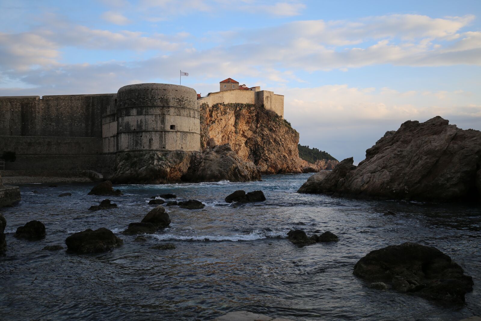 Canon EOS 6D + Canon EF 16-35mm F4L IS USM sample photo. Dubrovnik, croatia, architecture photography