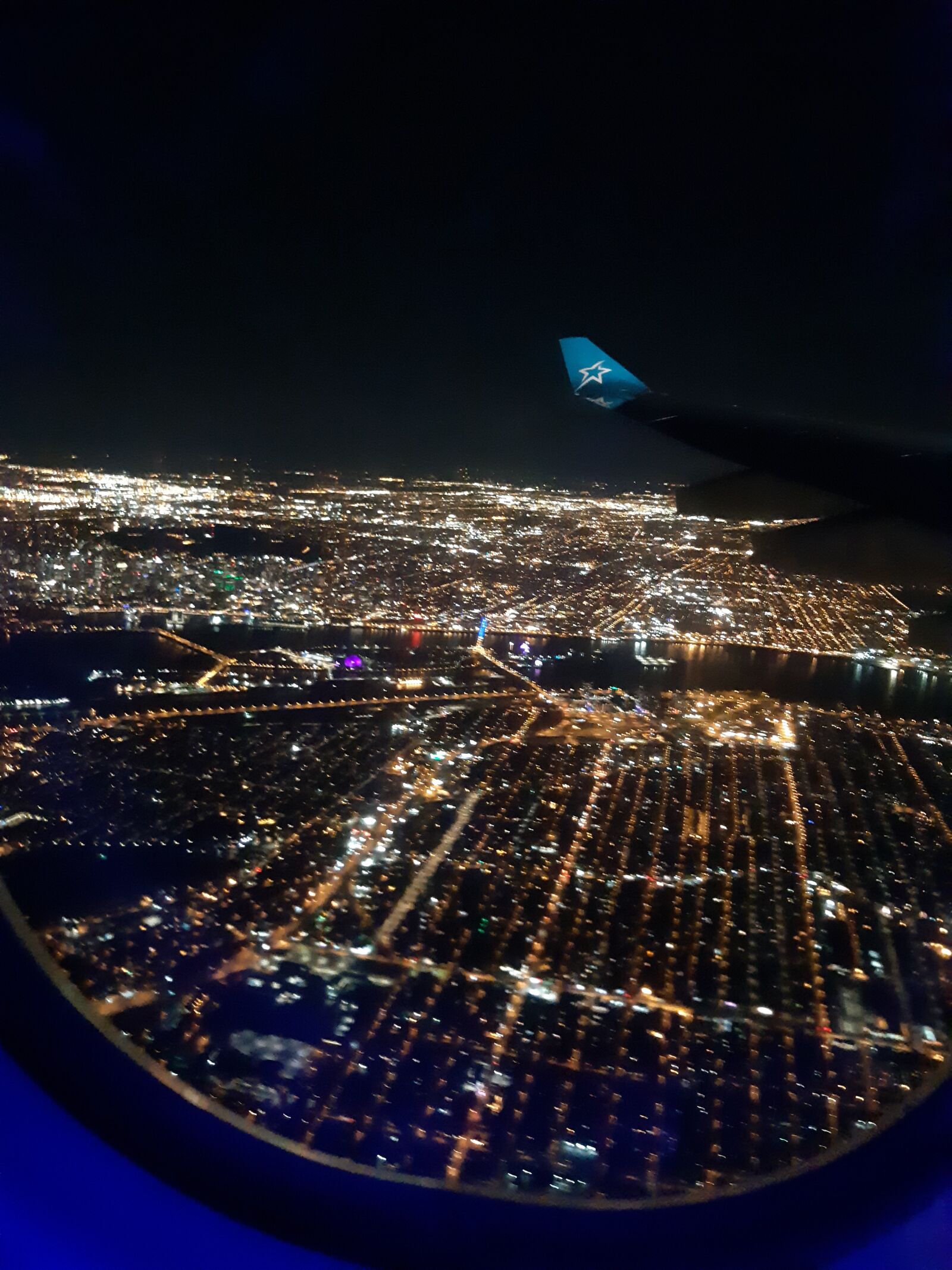 Samsung Galaxy A8(2018) sample photo. Travel, plane, dark photography