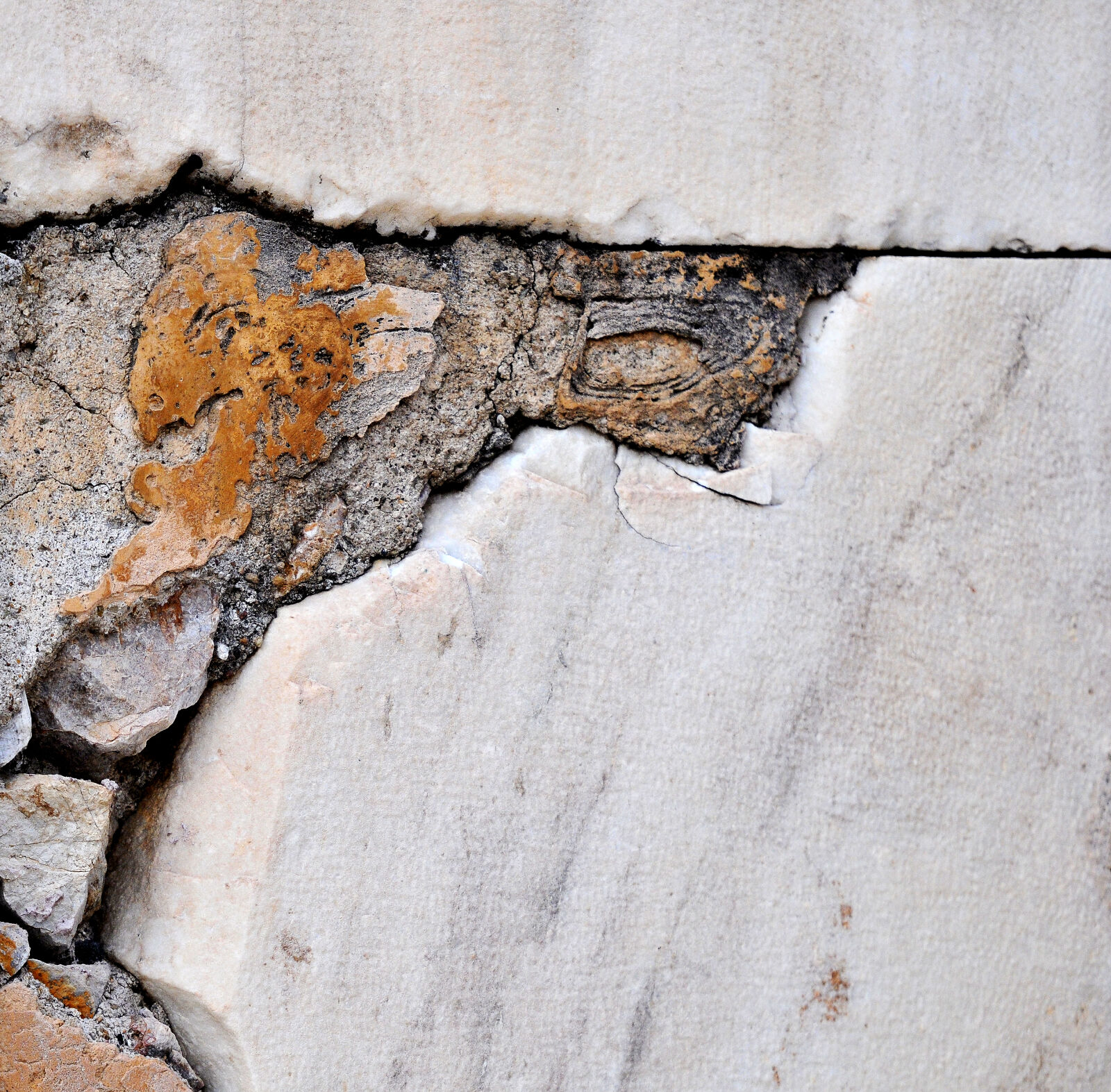 Nikon D300 sample photo. Construction, crack, in, the photography