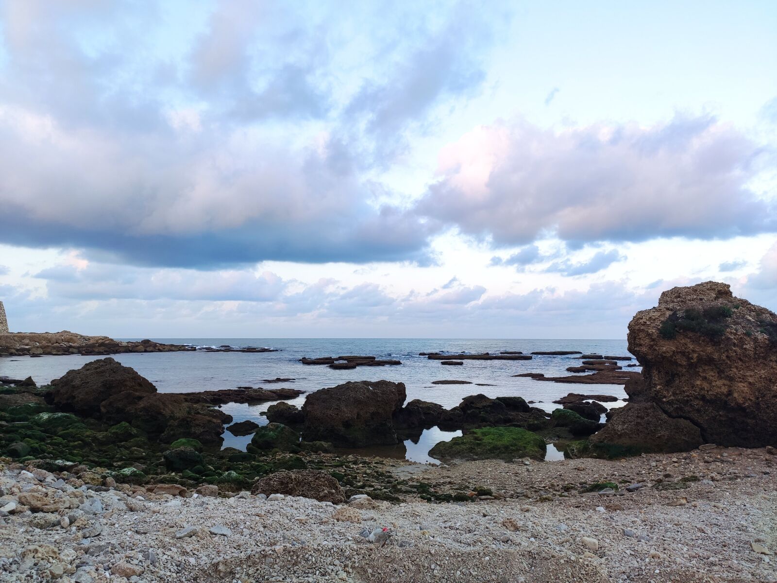 Xiaomi Mi 9T sample photo. Sea, clouds, rocks photography