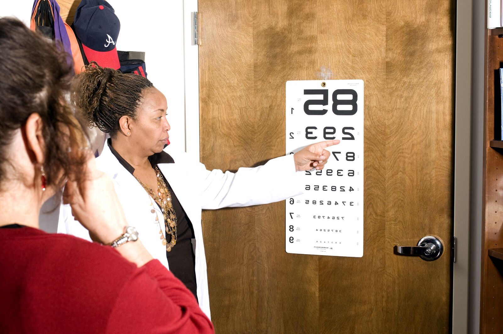 Nikon D300 sample photo. Covering, eye, reading, door photography
