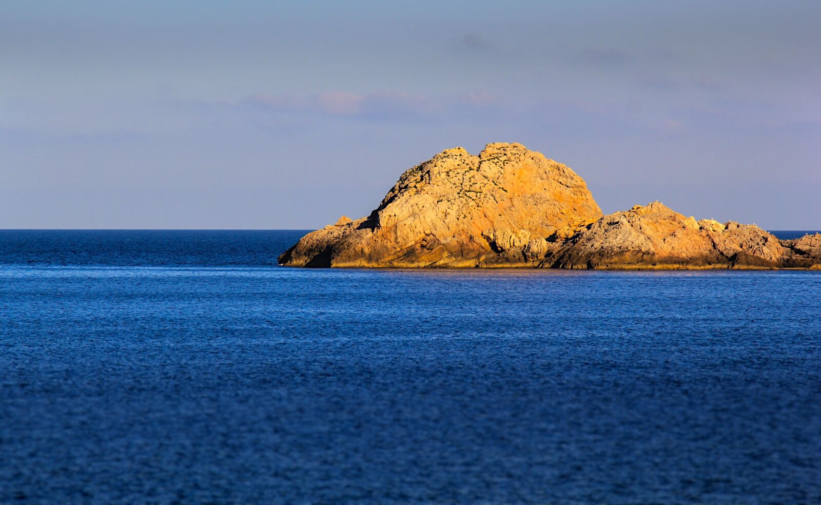 Canon EOS 60D sample photo. Sea, coast, rocky coast photography