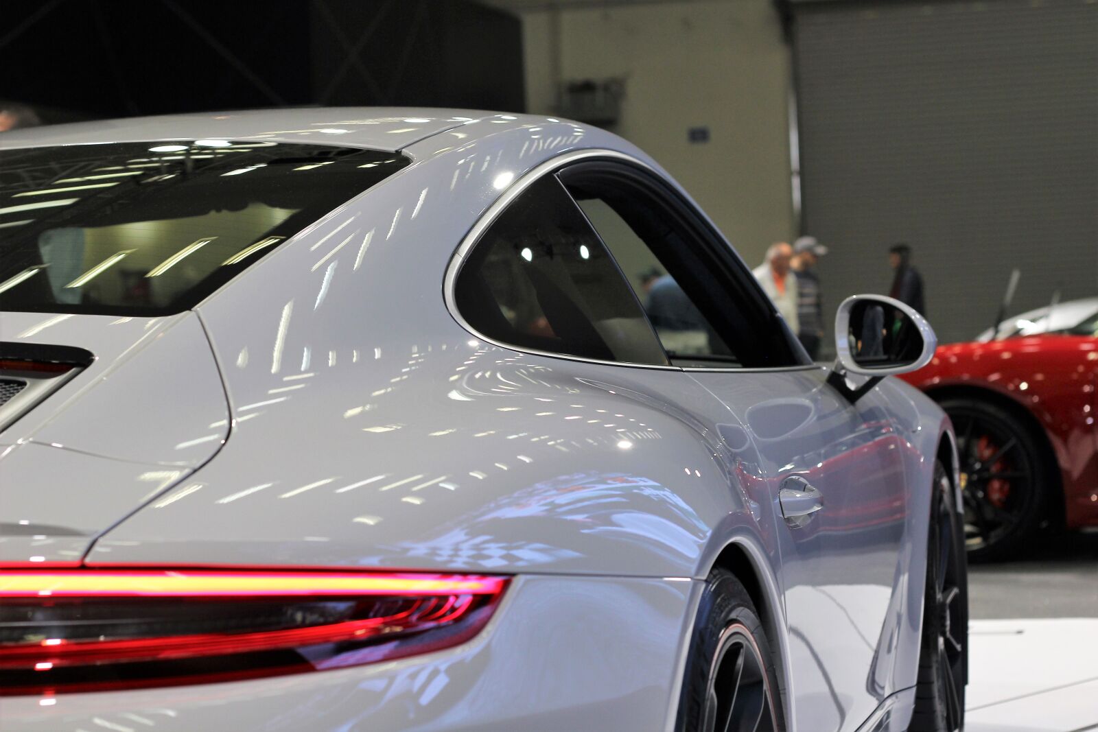 Canon EOS 600D (Rebel EOS T3i / EOS Kiss X5) + Canon EF 50mm F1.8 II sample photo. Car, porsche gt3, auto photography
