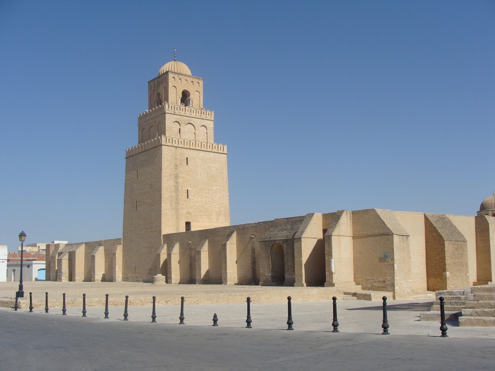 Sony Cyber-shot DSC-H10 sample photo. Mosque, architecture, building photography