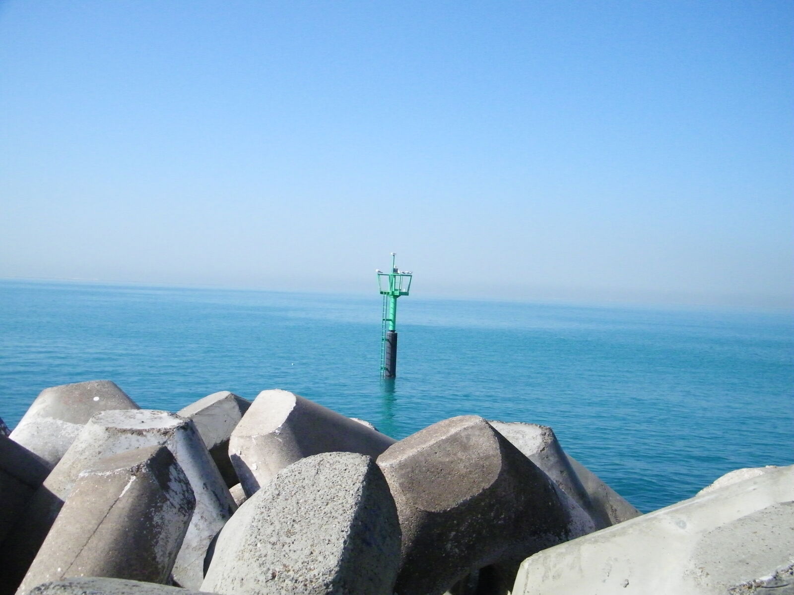 Kodak EASYSHARE Z1015 IS DIGITAL CAMERA sample photo. Dubai, jumeirah photography
