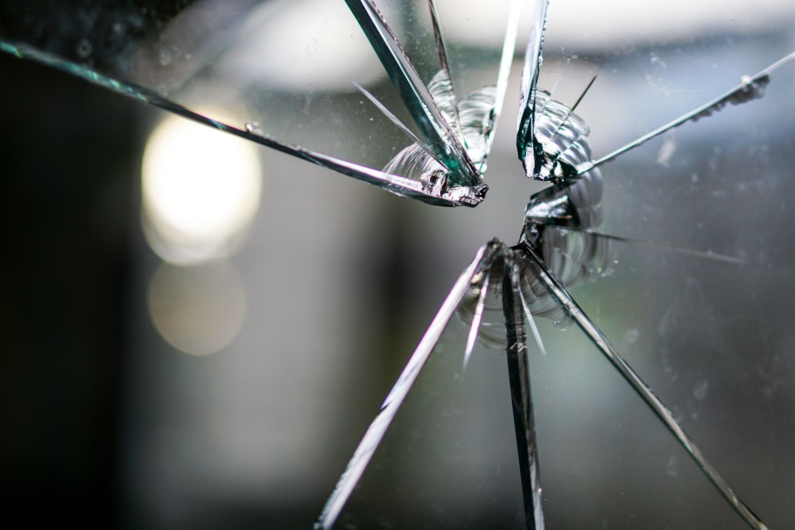 E 50mm F1.8 OSS sample photo. Glass, broken, fragmented photography