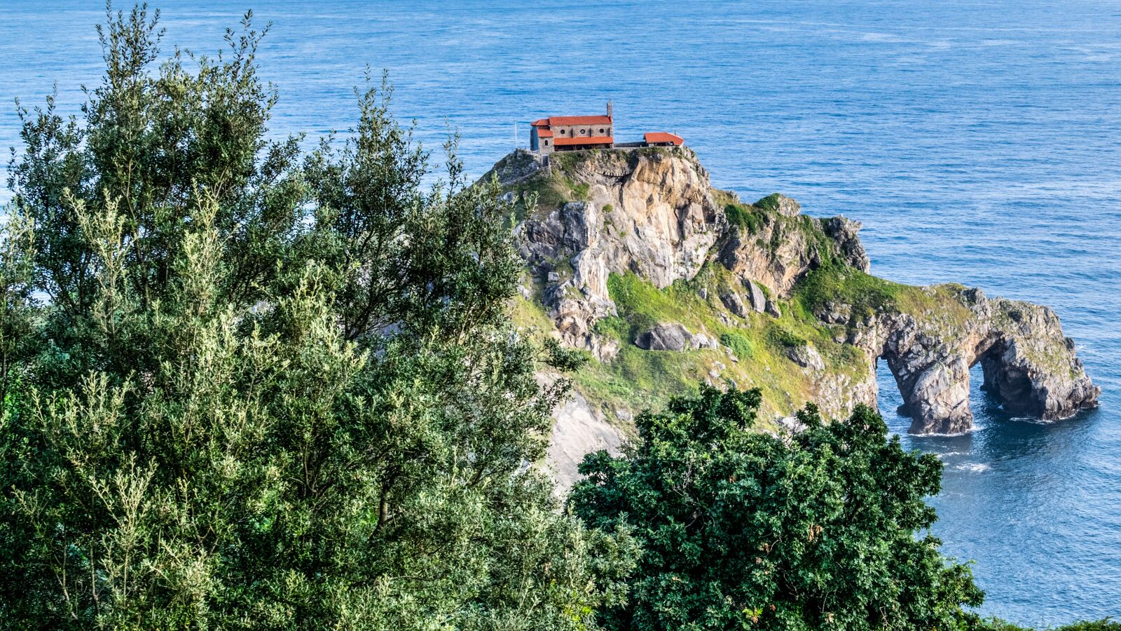 Nikon D3300 sample photo. Hermitage, basque country, landscape photography