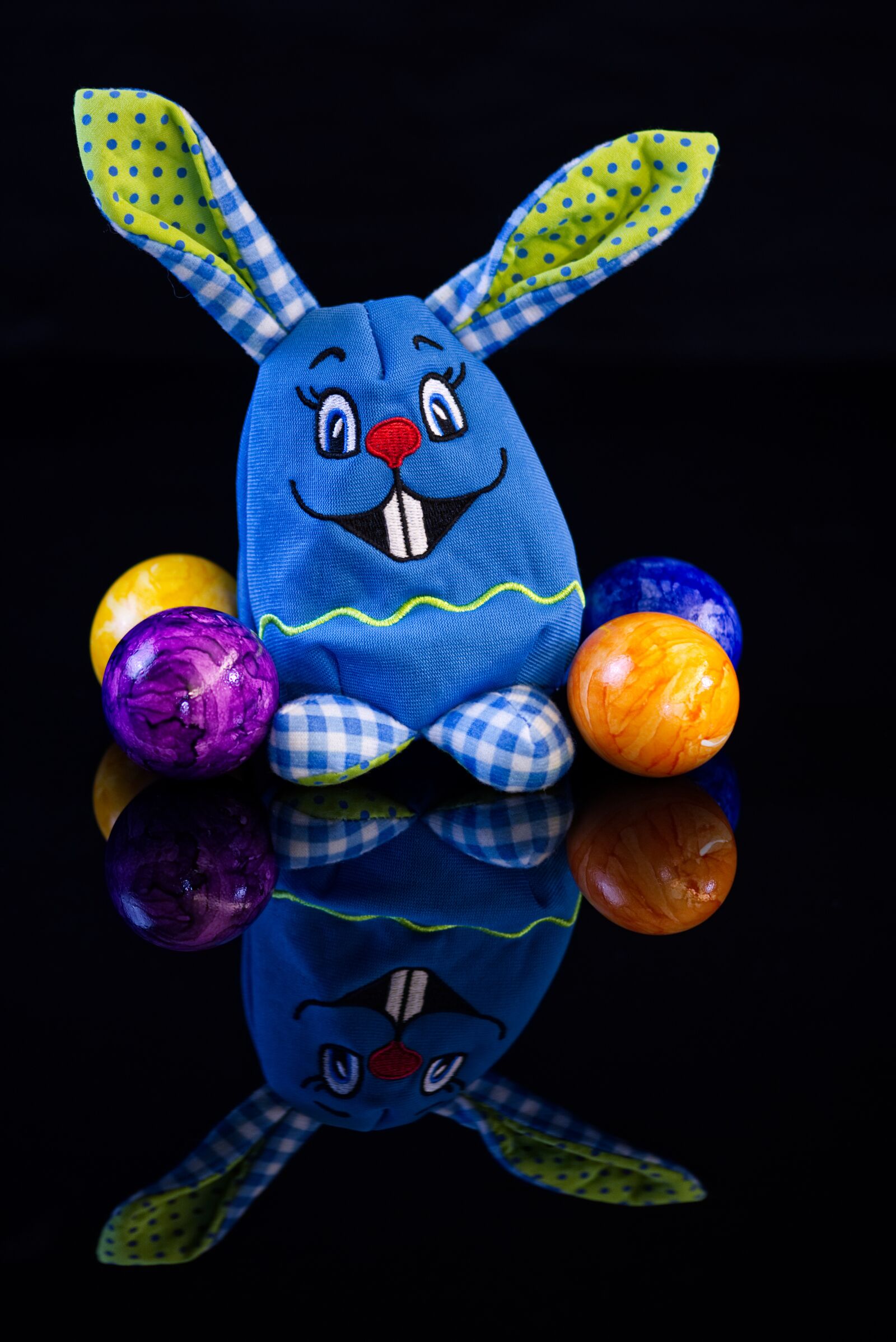Nikon D7200 sample photo. Easter bunny, easter eggs photography