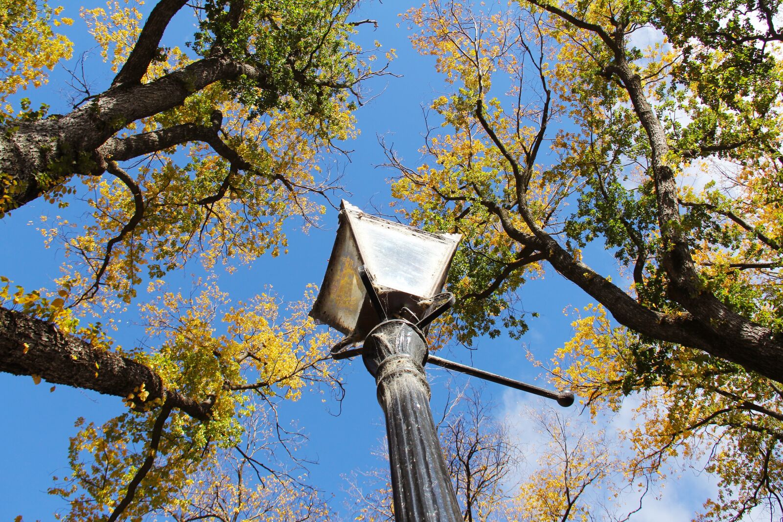 Canon EF-S 18-200mm F3.5-5.6 IS sample photo. Famous, popular, historic photography