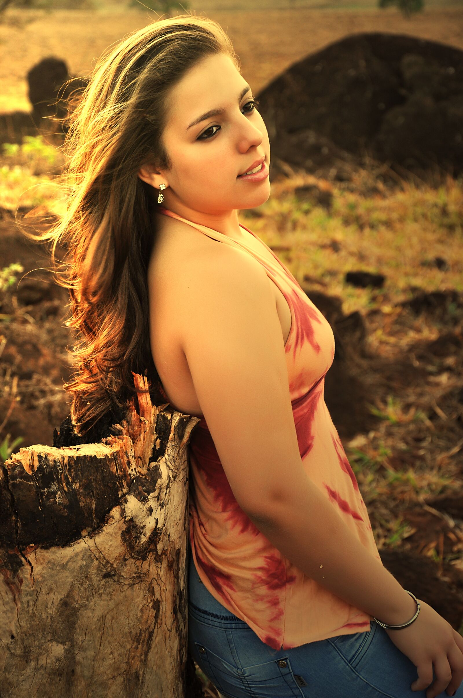 Nikon D90 sample photo. Girl, tree, stump photography