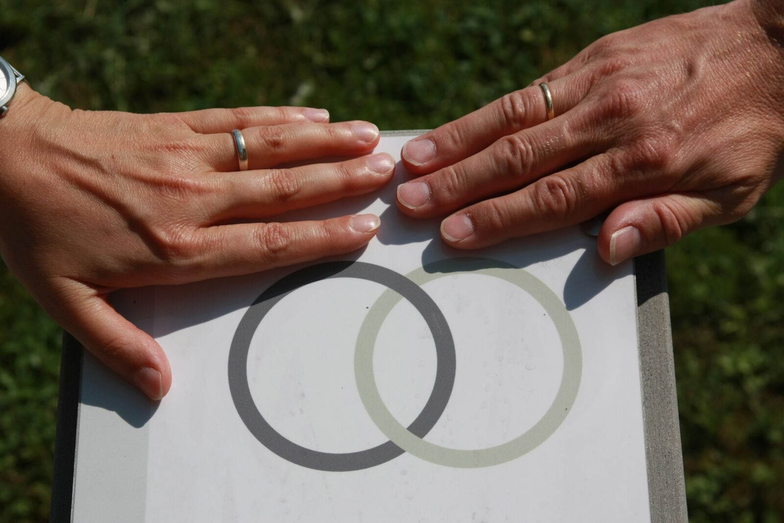 Canon EOS 40D sample photo. Marriage, hands, rings photography