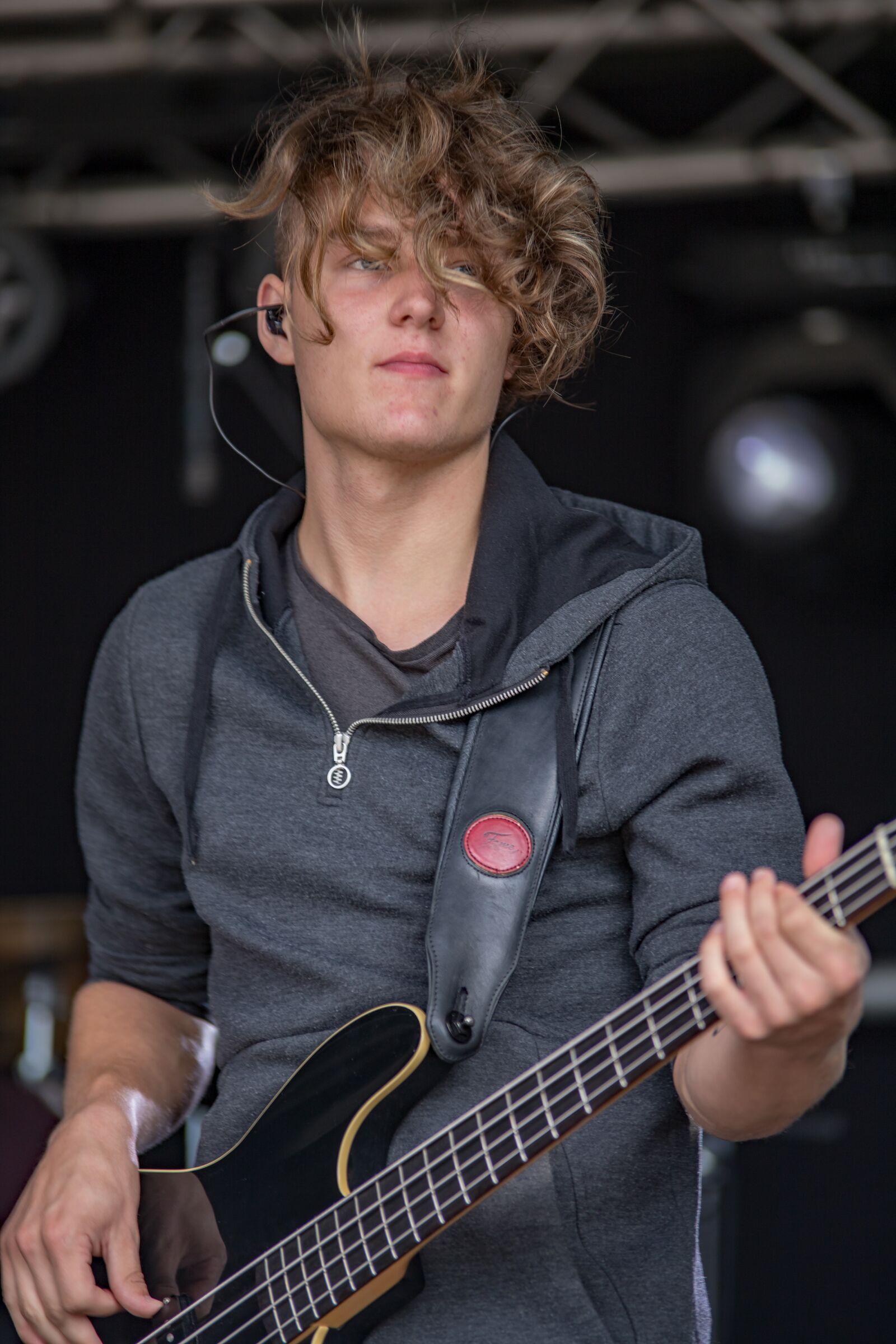 Canon EOS 6D Mark II sample photo. Music, guitarist, band photography